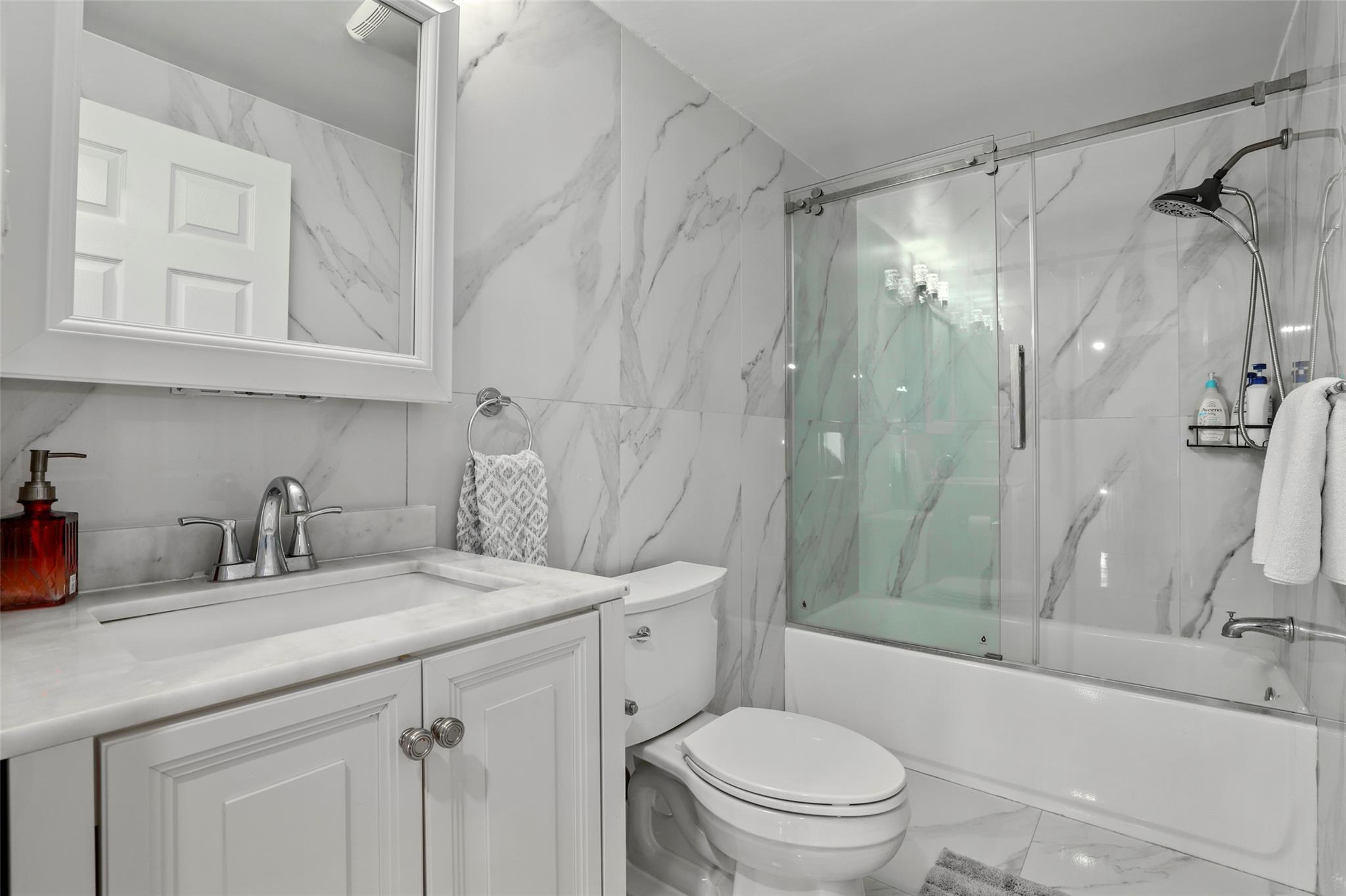 Single Family Dunning  Westchester County, NY 10598, MLS-872027-17