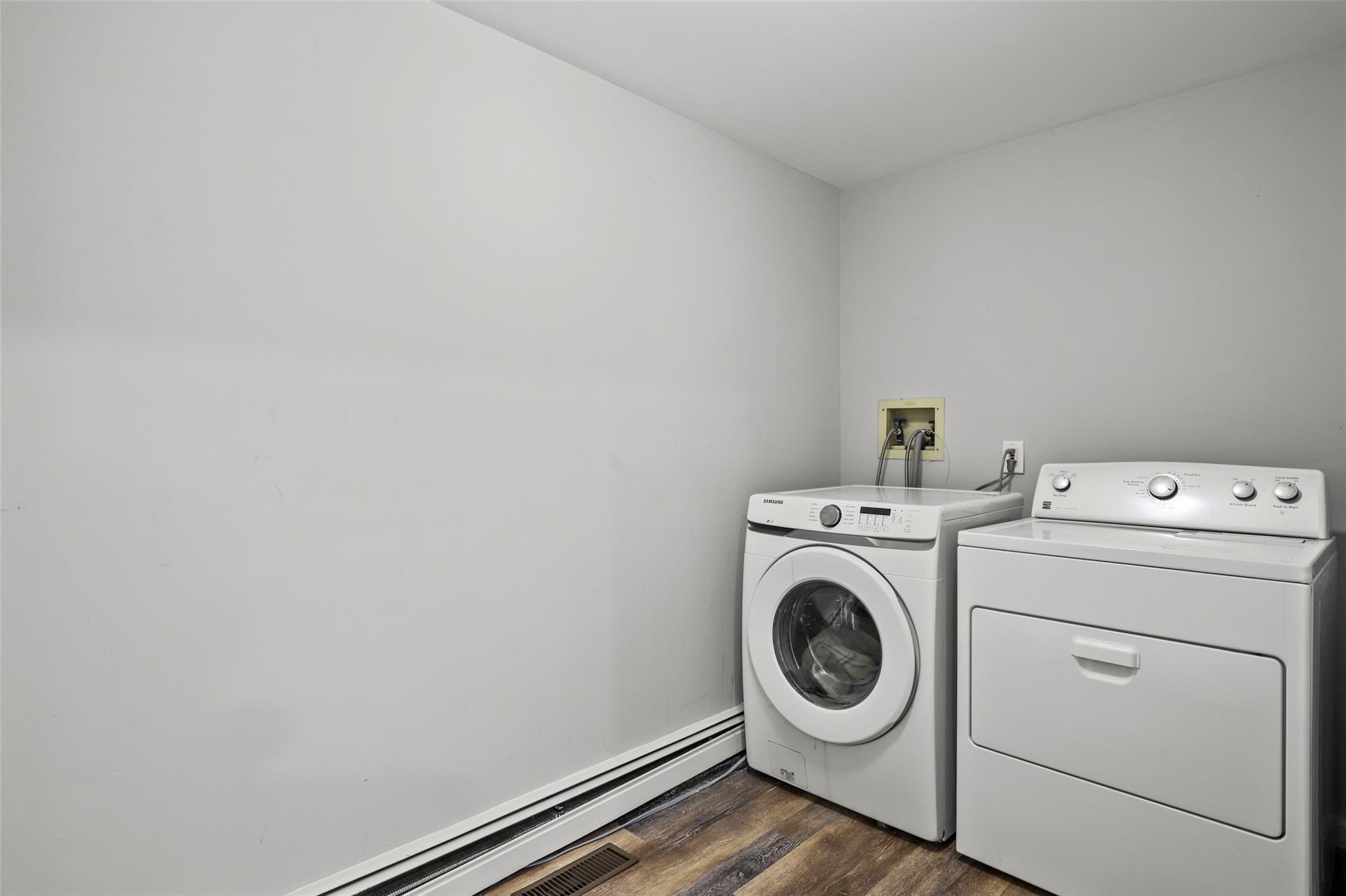 Single Family Dunning  Westchester County, NY 10598, MLS-872027-18