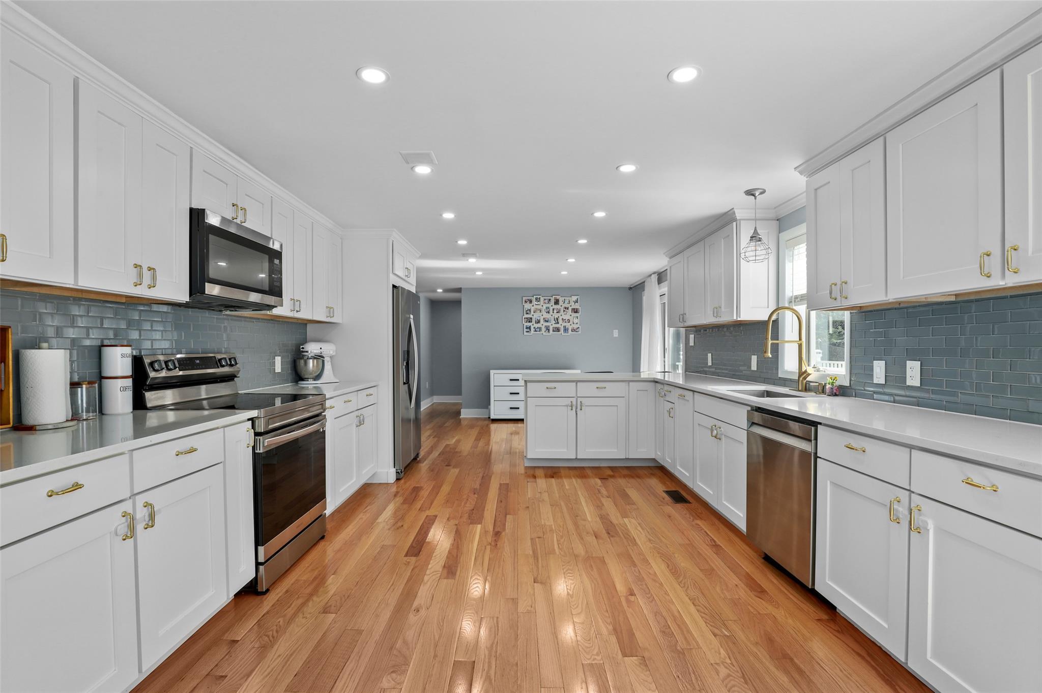 Single Family Dunning  Westchester County, NY 10598, MLS-872027-3