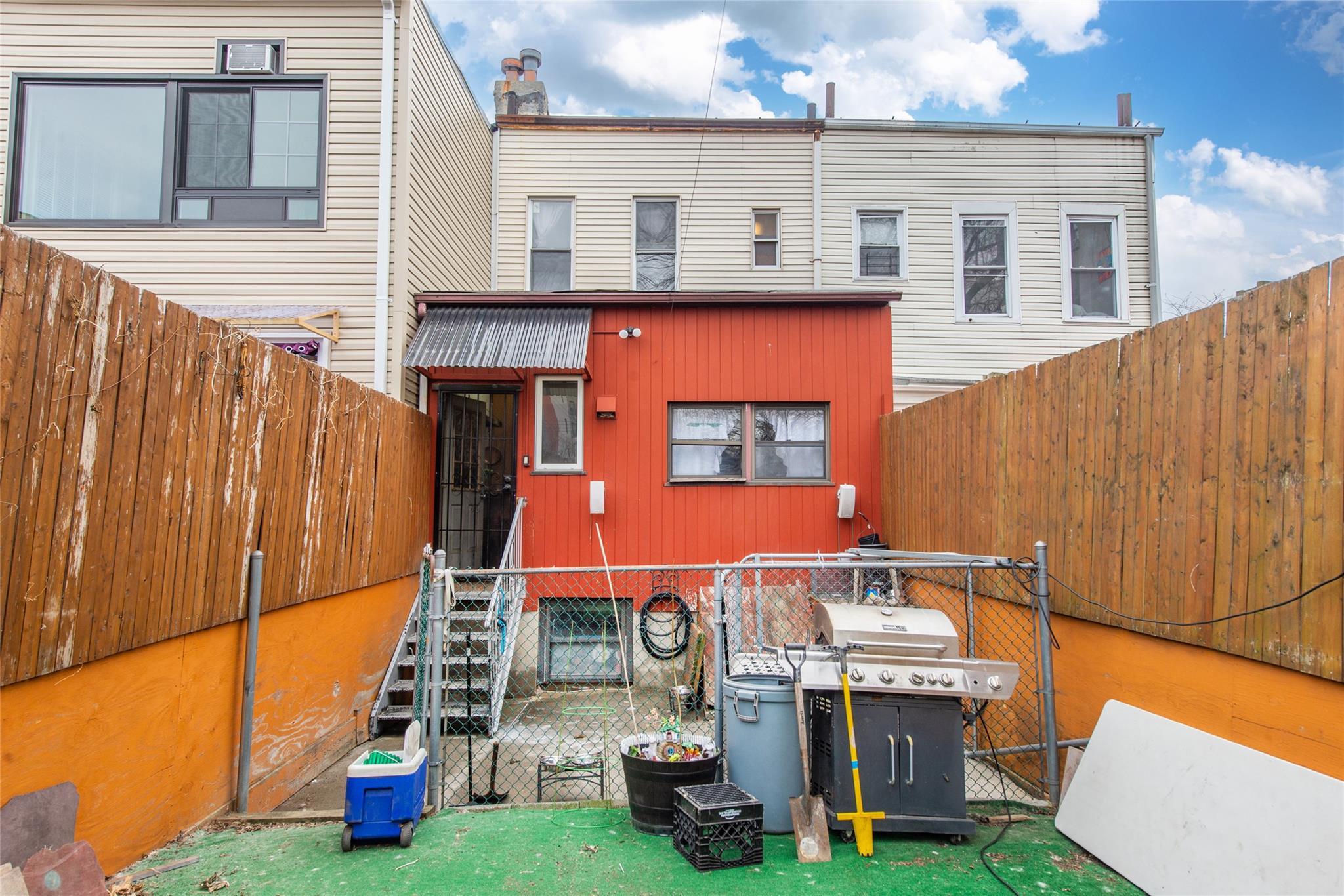 Single Family Bristow  Bronx, NY 10459, MLS-872048-25