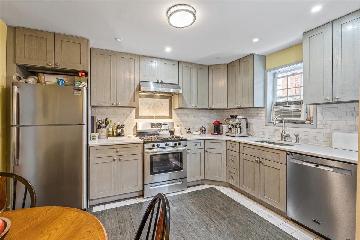 Single Family 143rd  Queens, NY 11354, MLS-872074-7