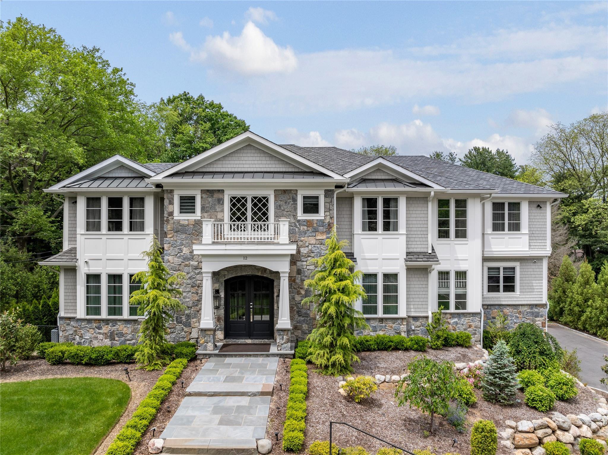 Single Family Eastview  Nassau County, NY 11545, MLS-872086-36