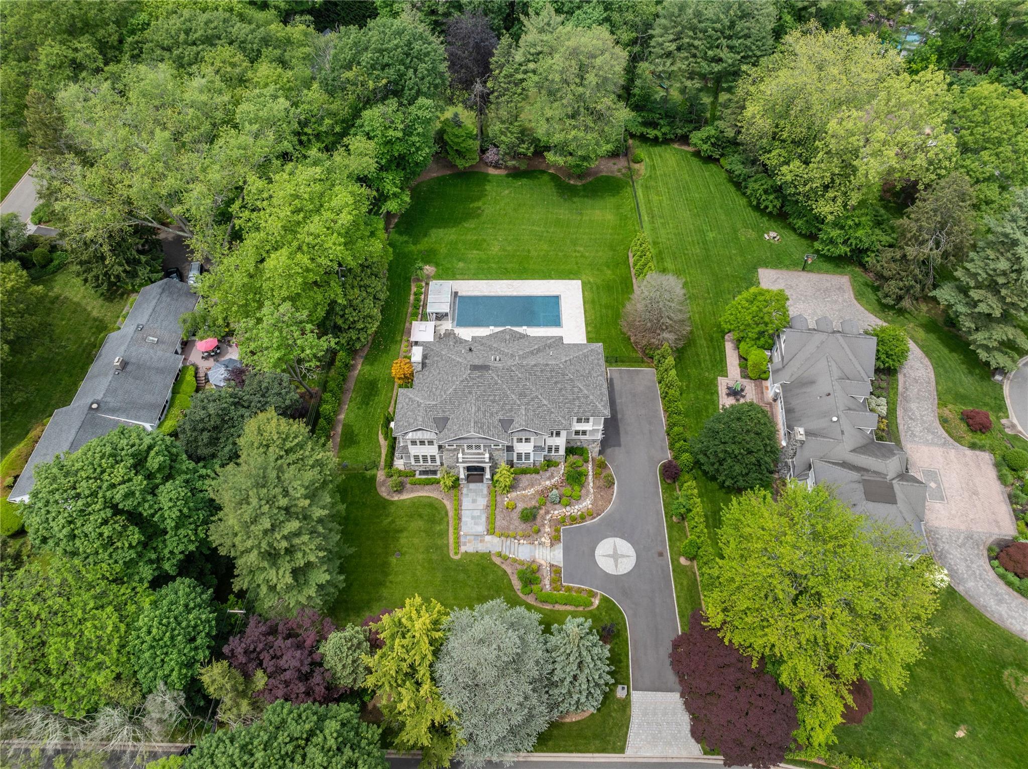 Single Family Eastview  Nassau County, NY 11545, MLS-872086-41