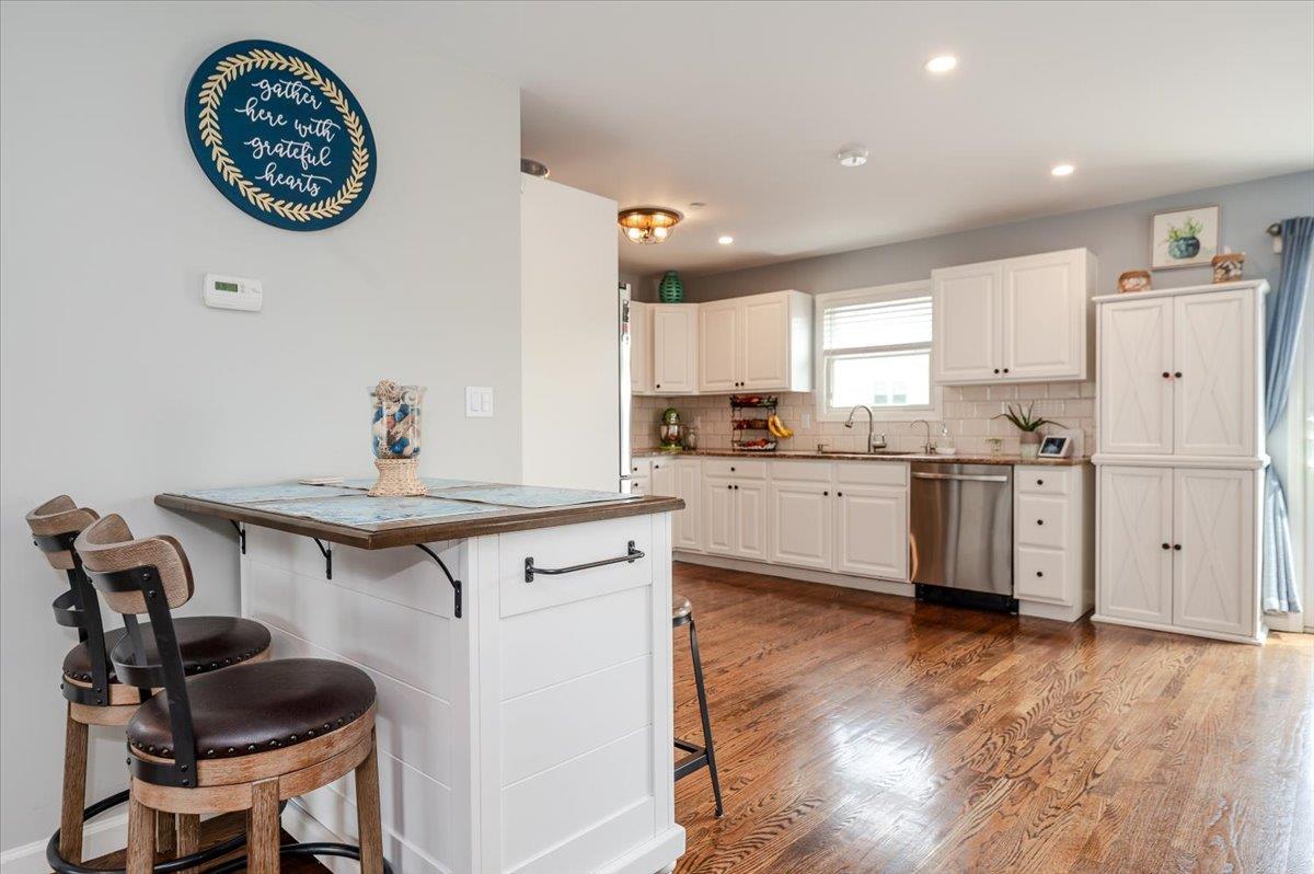 Single Family Hudson  Nassau County, NY 11561, MLS-872088-10