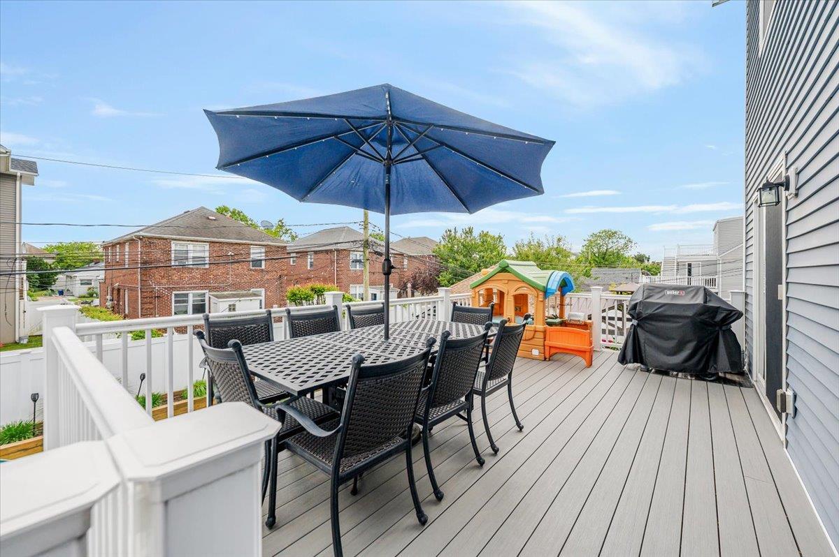 Single Family Hudson  Nassau County, NY 11561, MLS-872088-31