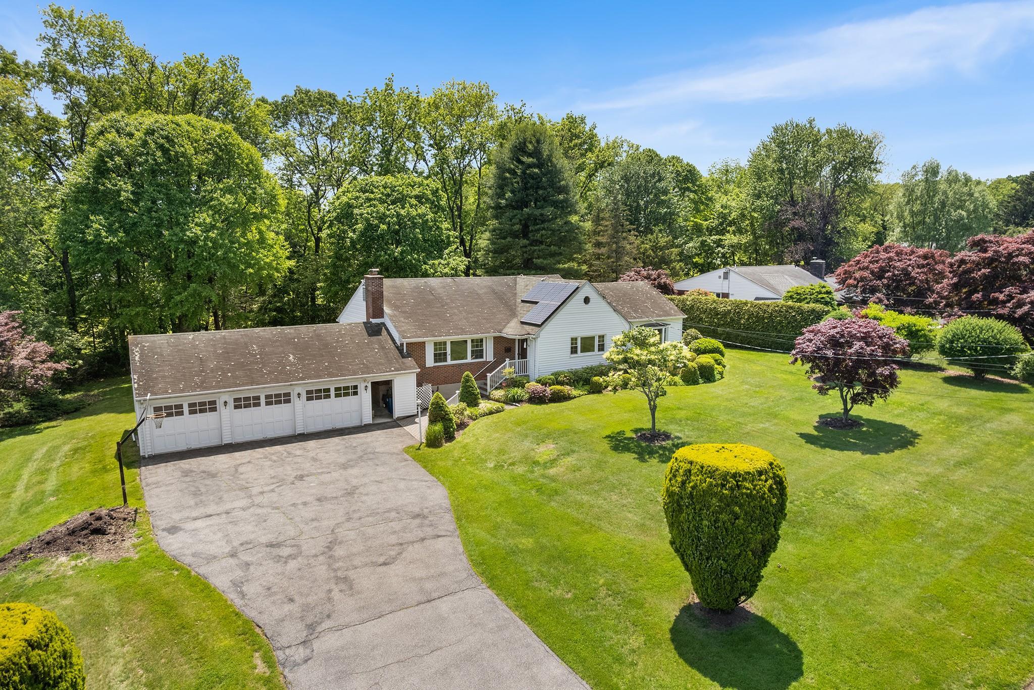 Single Family Halsey  Westchester County, NY 10595, MLS-872103-24