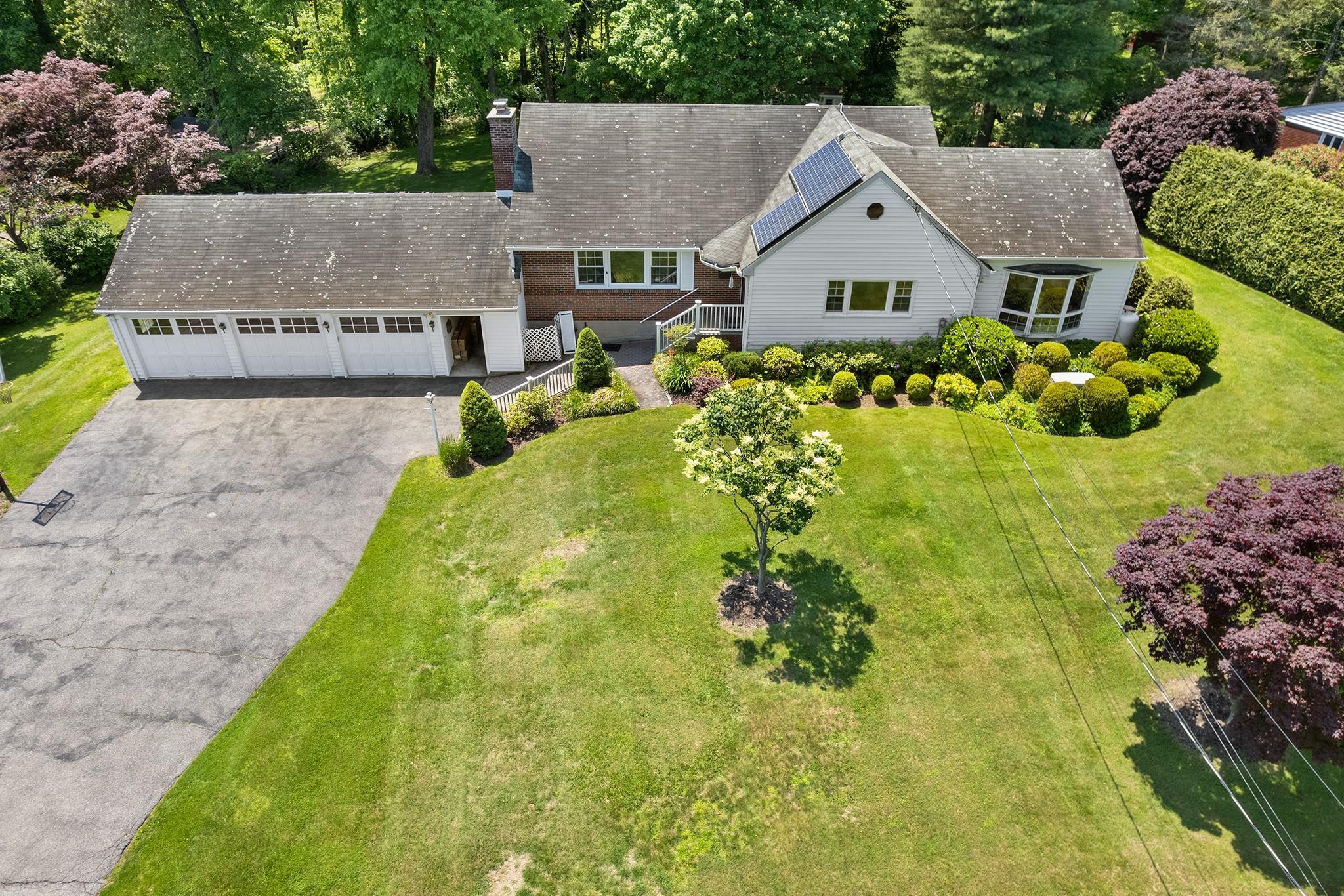 Single Family Halsey  Westchester County, NY 10595, MLS-872103-25