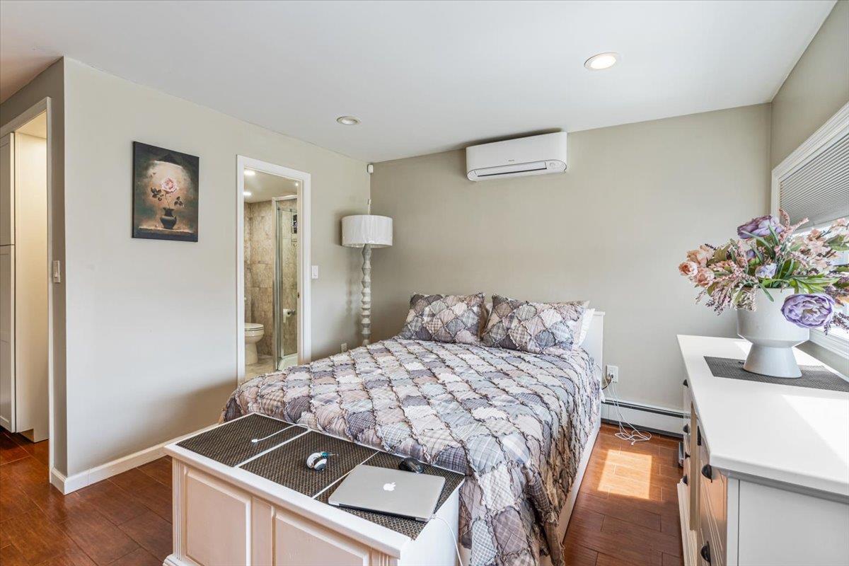 Single Family 95th  Queens, NY 11414, MLS-872105-12