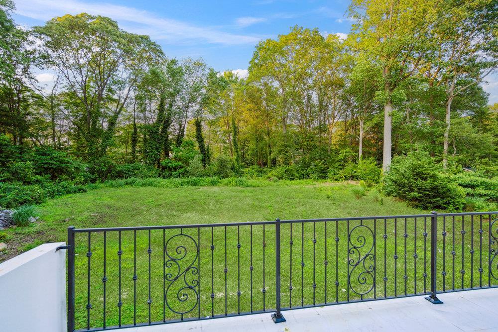 Single Family Arista  Suffolk County, NY 11746, MLS-872122-41