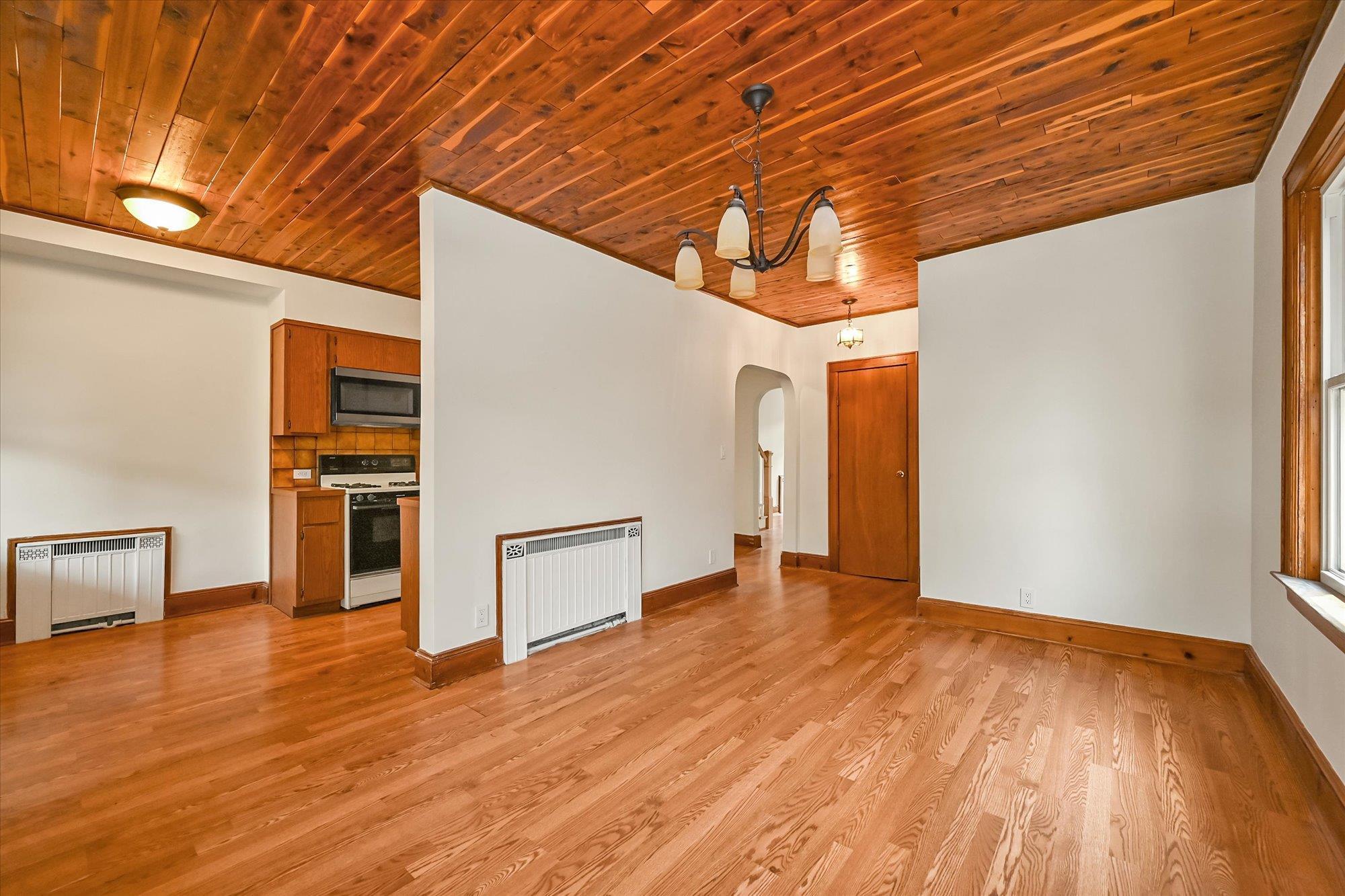 Single Family 65th  Queens, NY 11378, MLS-872133-15