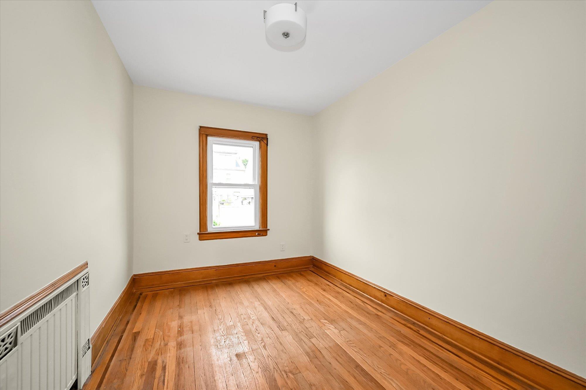 Single Family 65th  Queens, NY 11378, MLS-872133-22