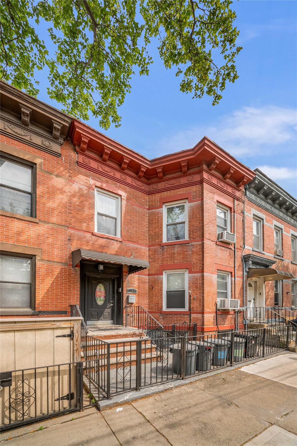 Single Family Beadel  Brooklyn, NY 11222, MLS-872136-2