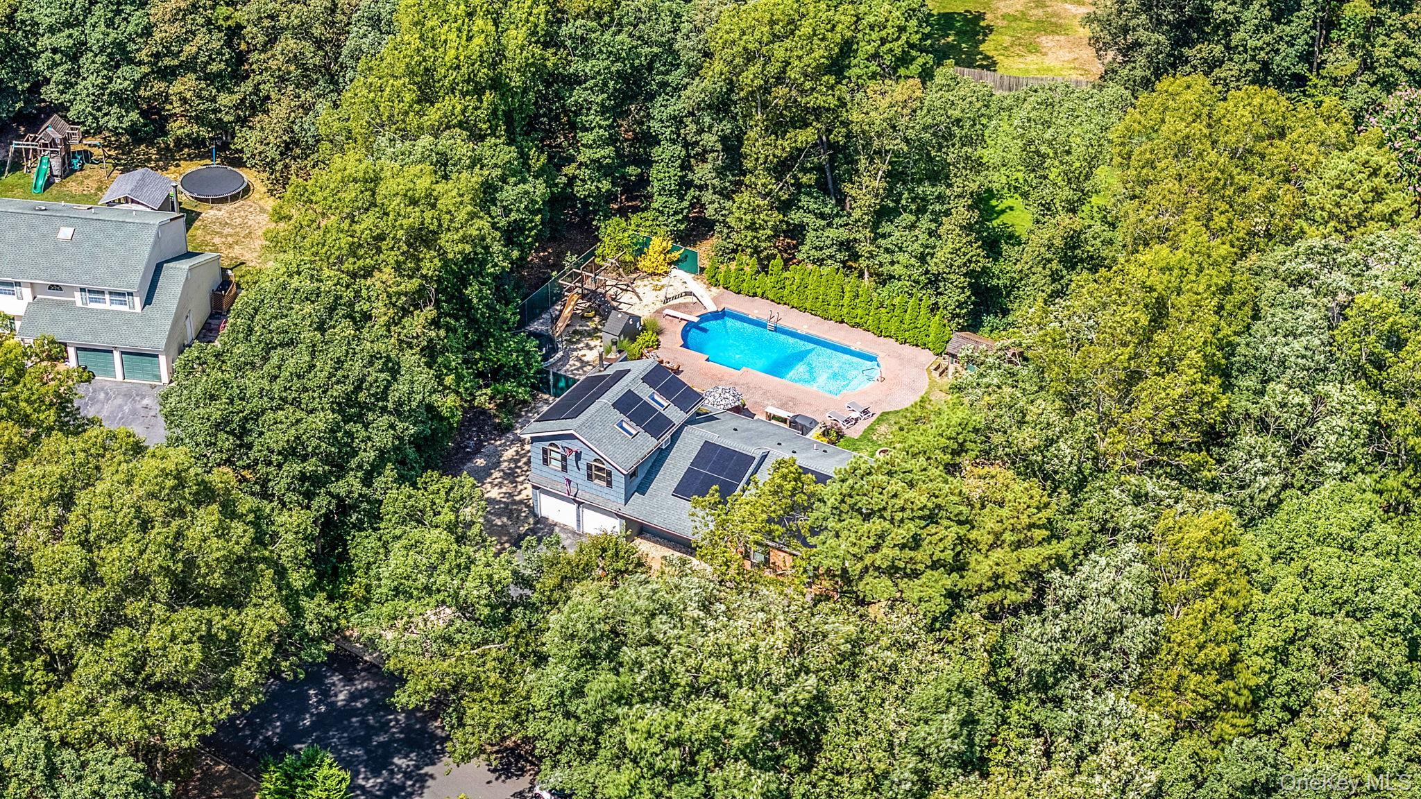 Single Family Hastings  Suffolk County, NY 11961, MLS-872143-2