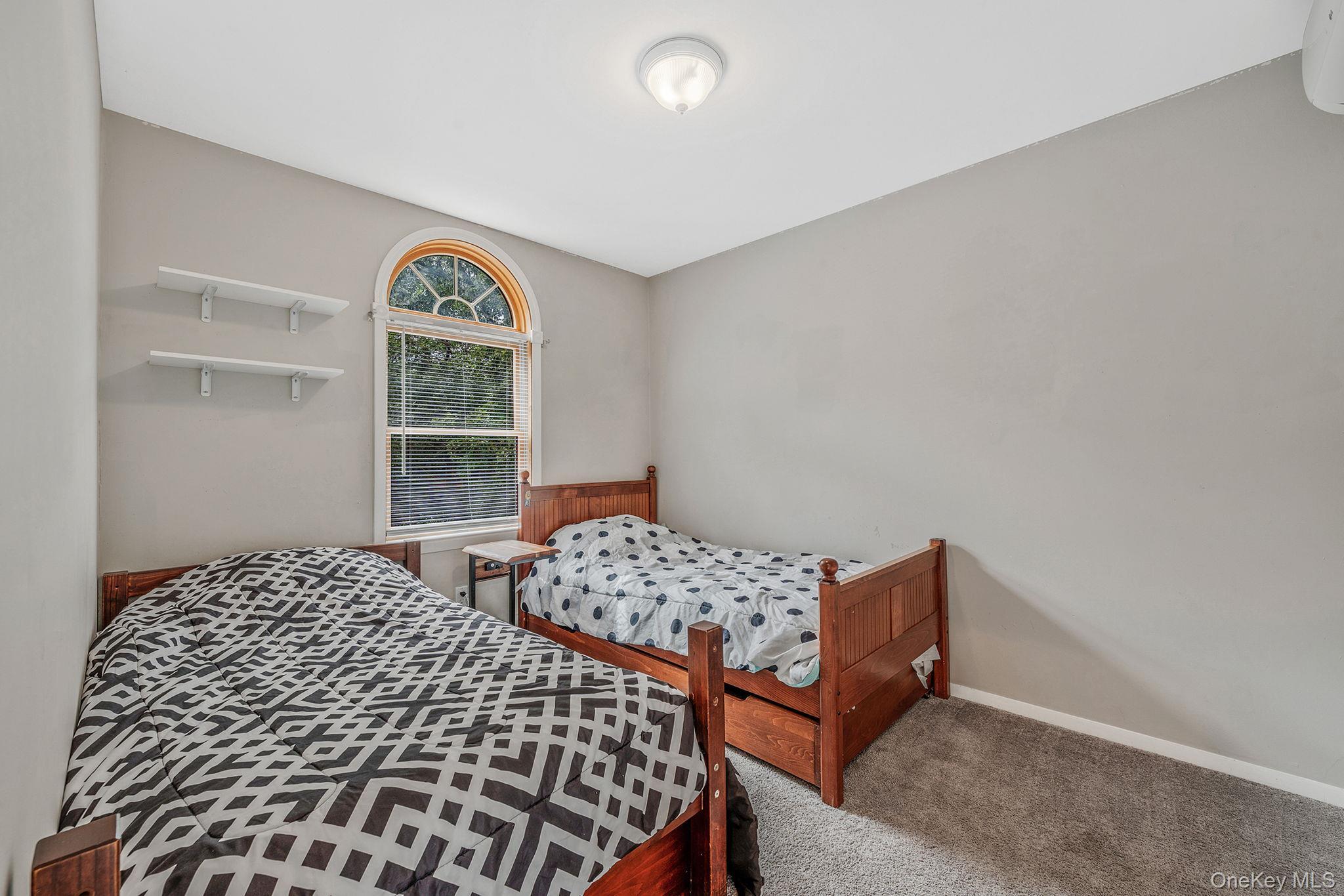 Single Family Hastings  Suffolk County, NY 11961, MLS-872143-22