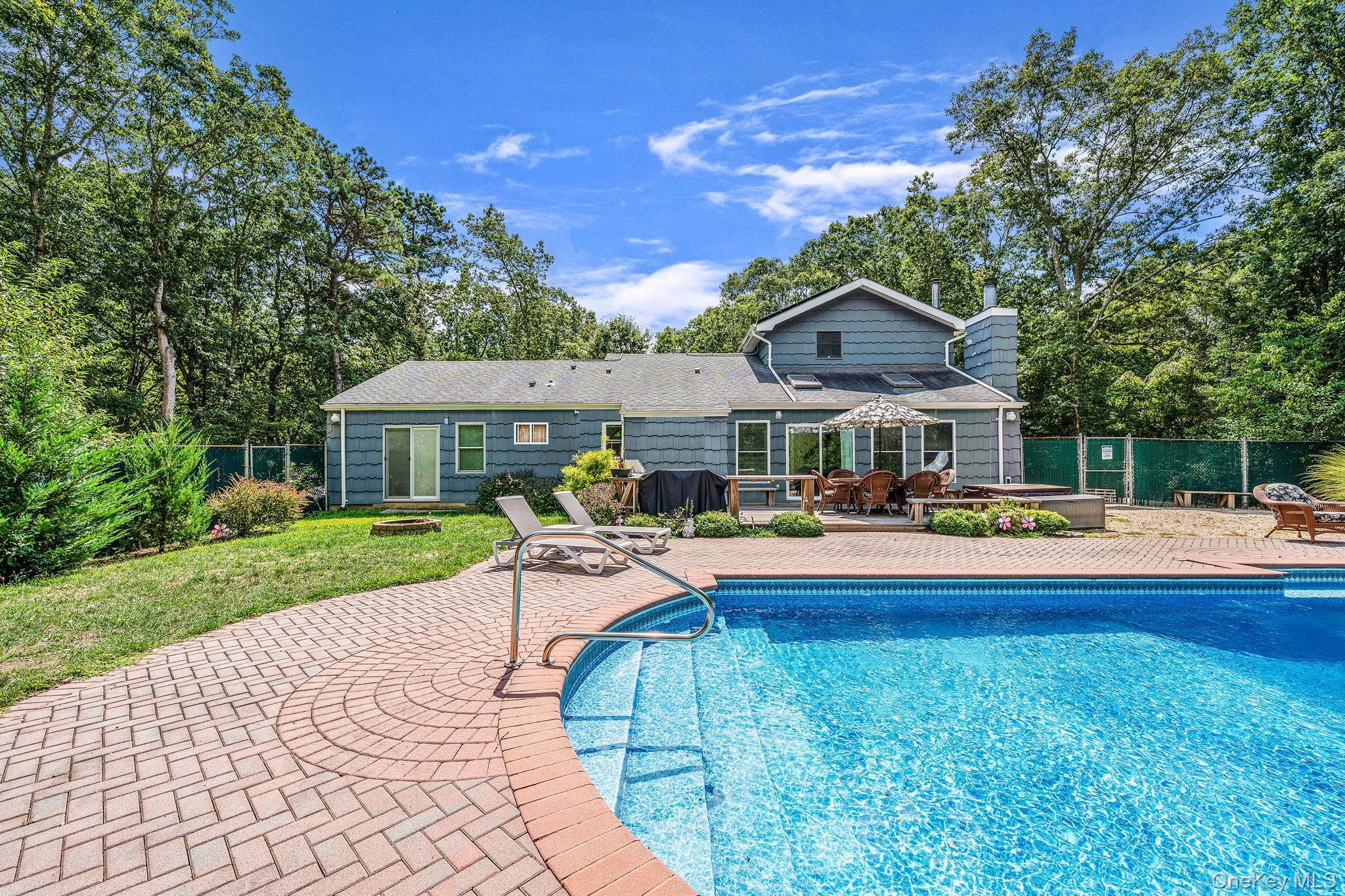 Single Family Hastings  Suffolk County, NY 11961, MLS-872143-26