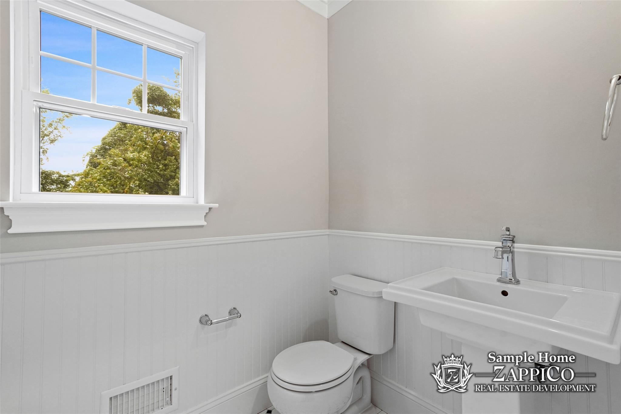 Single Family Gracemere  Westchester County, NY 10591, MLS-872144-8