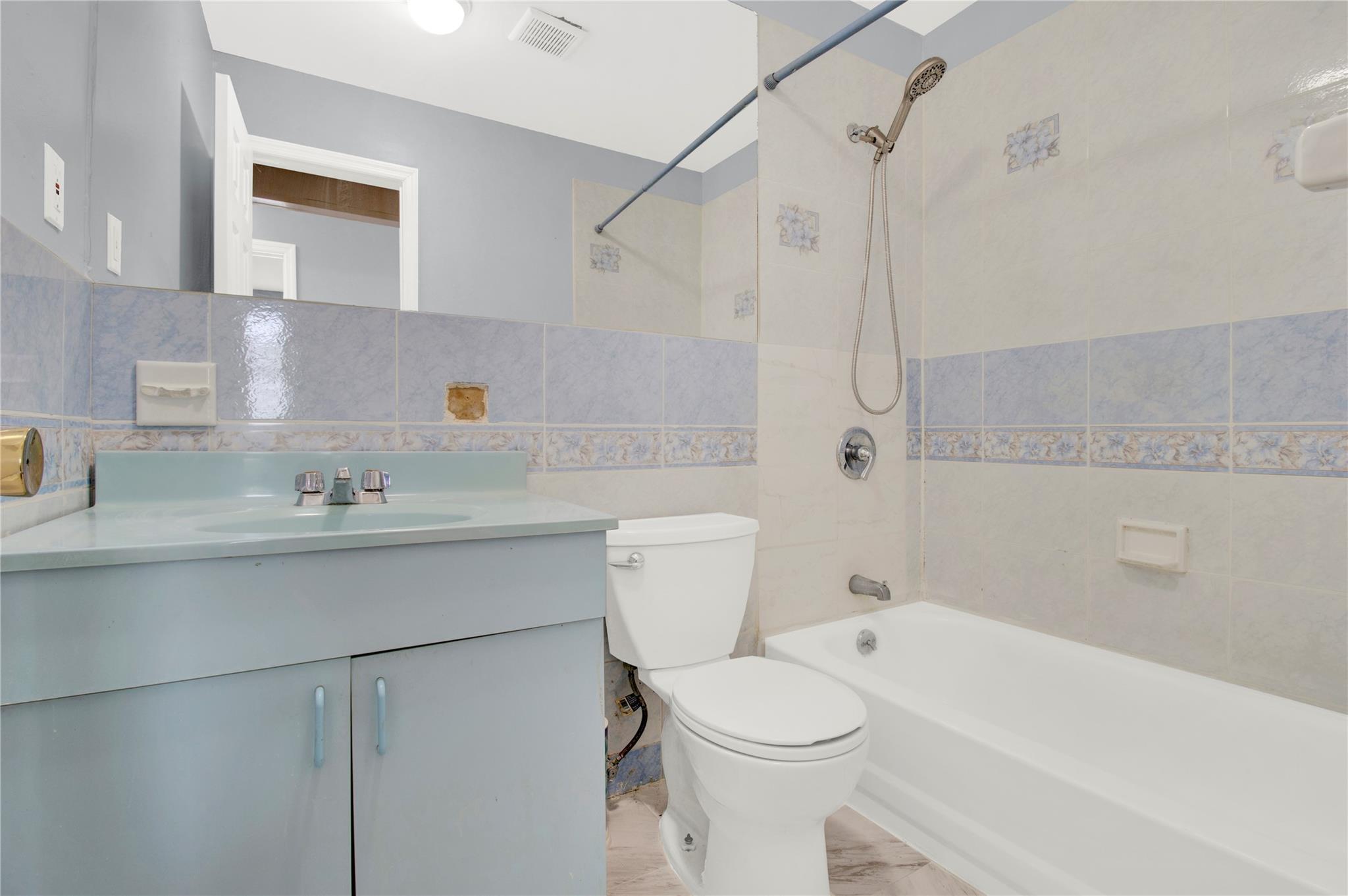 Single Family 129th  Queens, NY 11434, MLS-872151-17