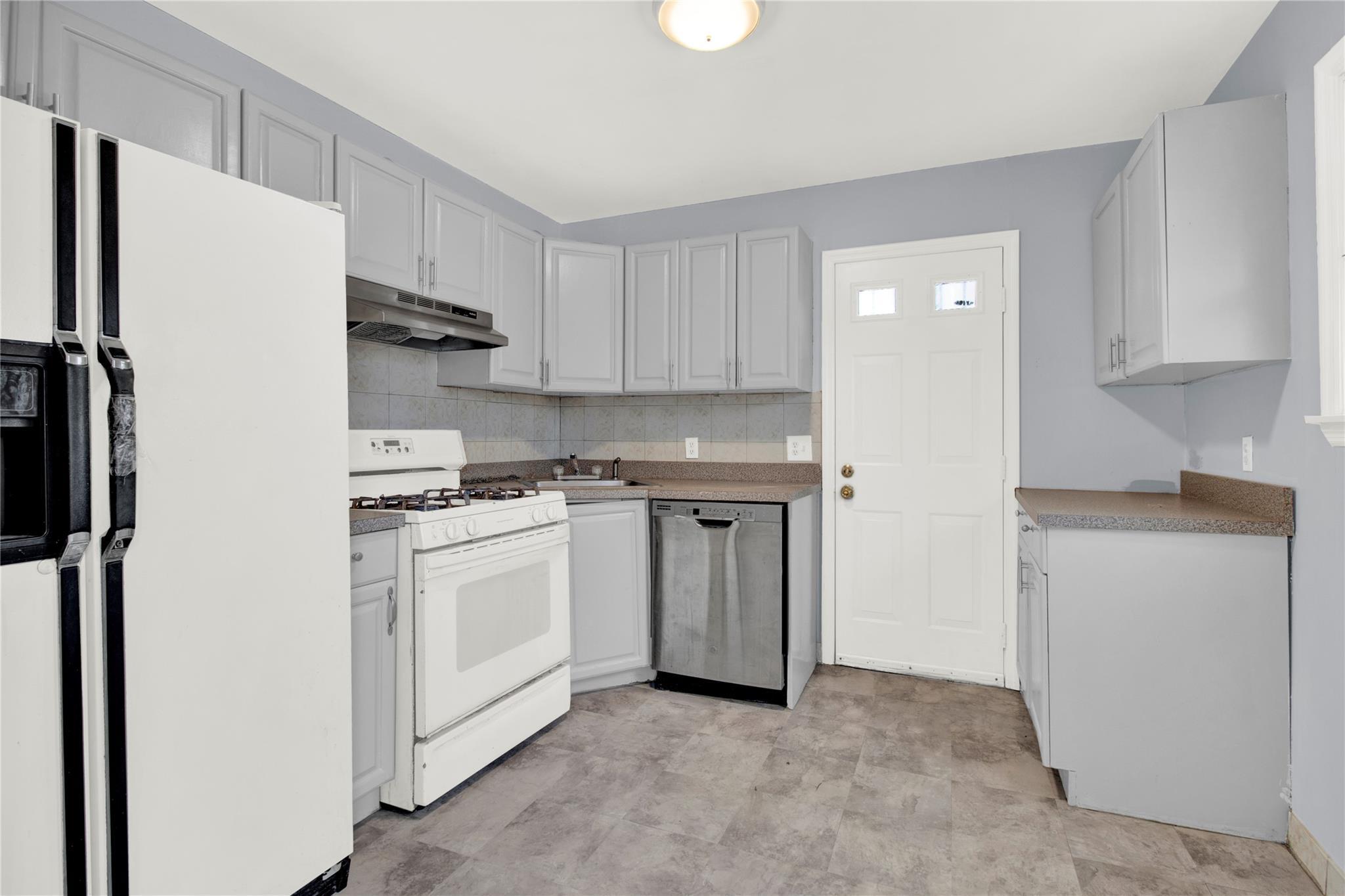 Single Family 129th  Queens, NY 11434, MLS-872151-7
