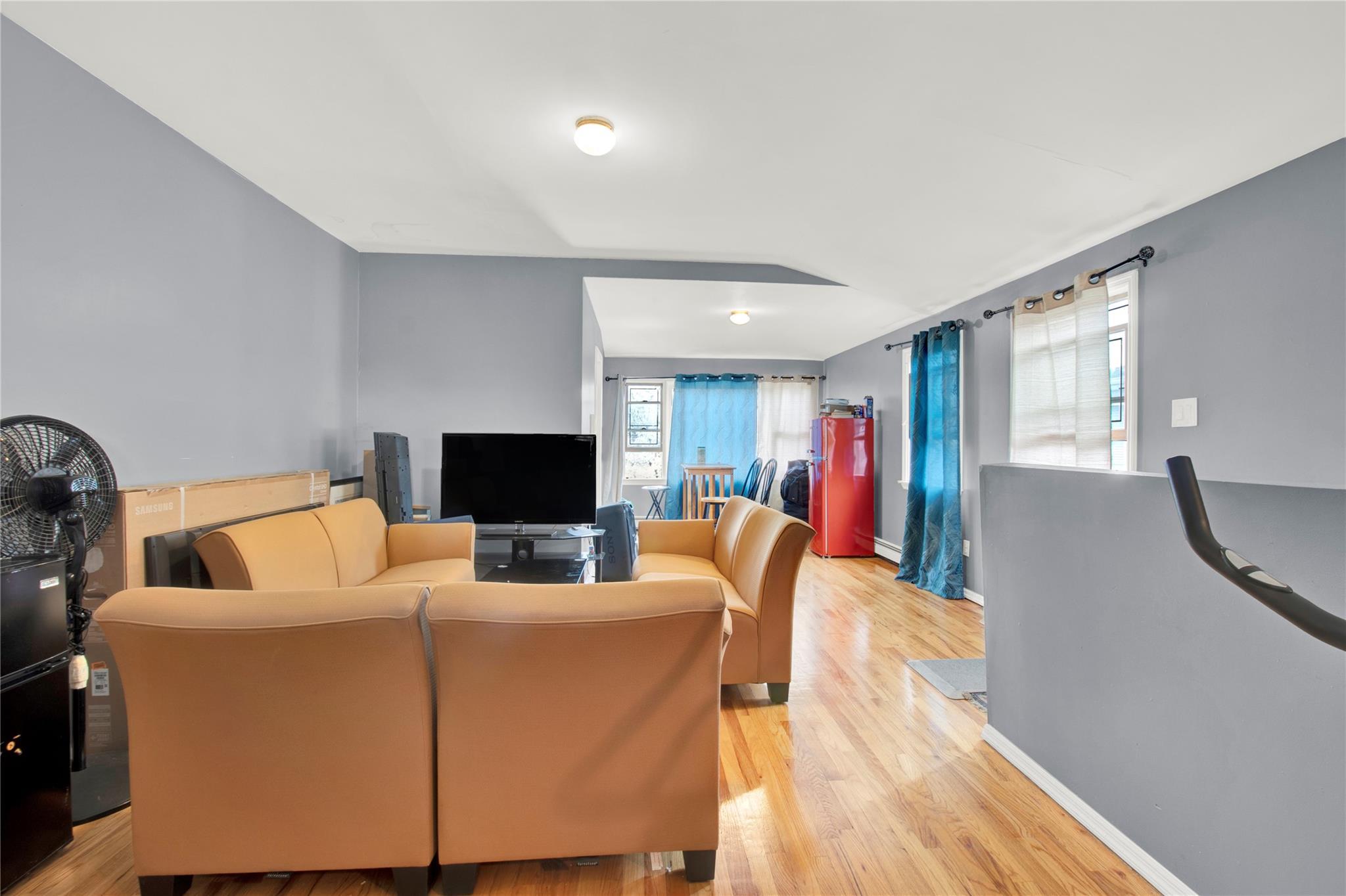 Single Family 129th  Queens, NY 11434, MLS-872151-9