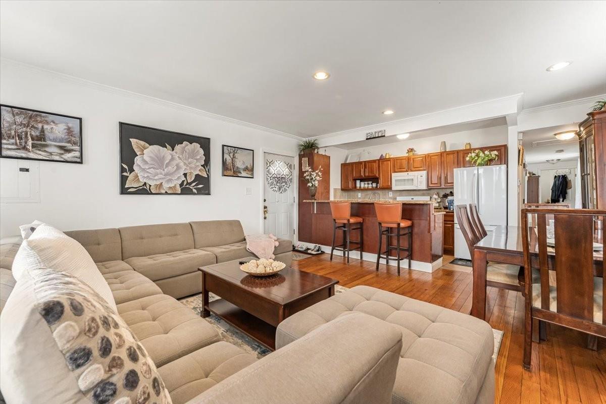 Single Family Thursby Queens, NY 11692, MLS-872161-5