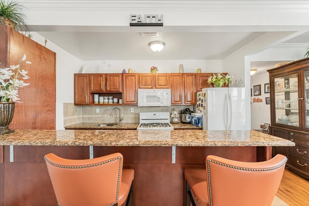 Single Family Thursby Queens, NY 11692, MLS-872161-6