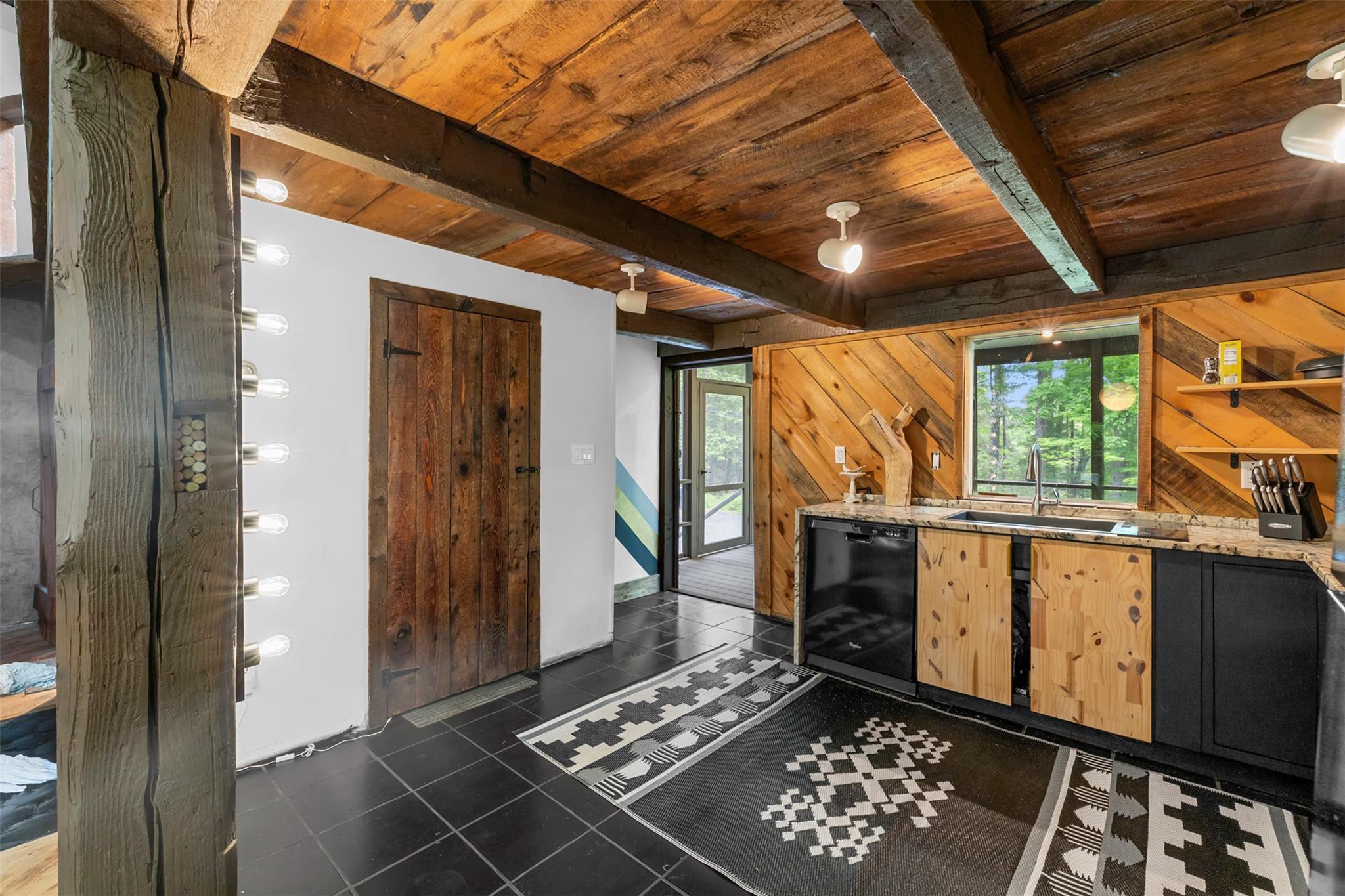 Single Family Hill  Ulster County, NY 12401, MLS-872163-12