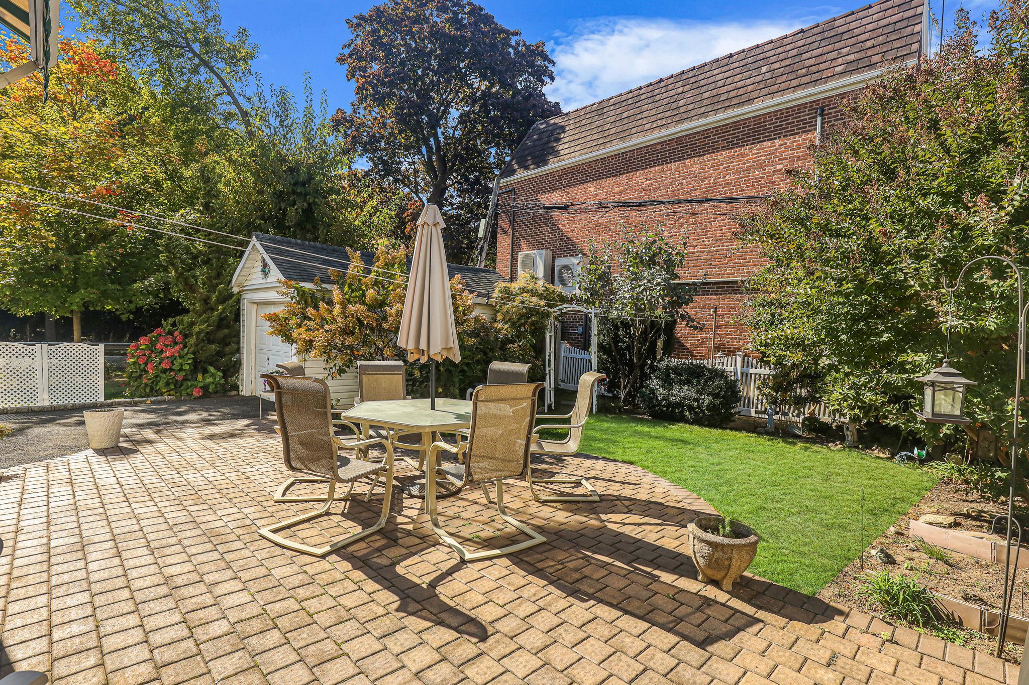 Single Family 72nd  Queens, NY 11375, MLS-872169-33
