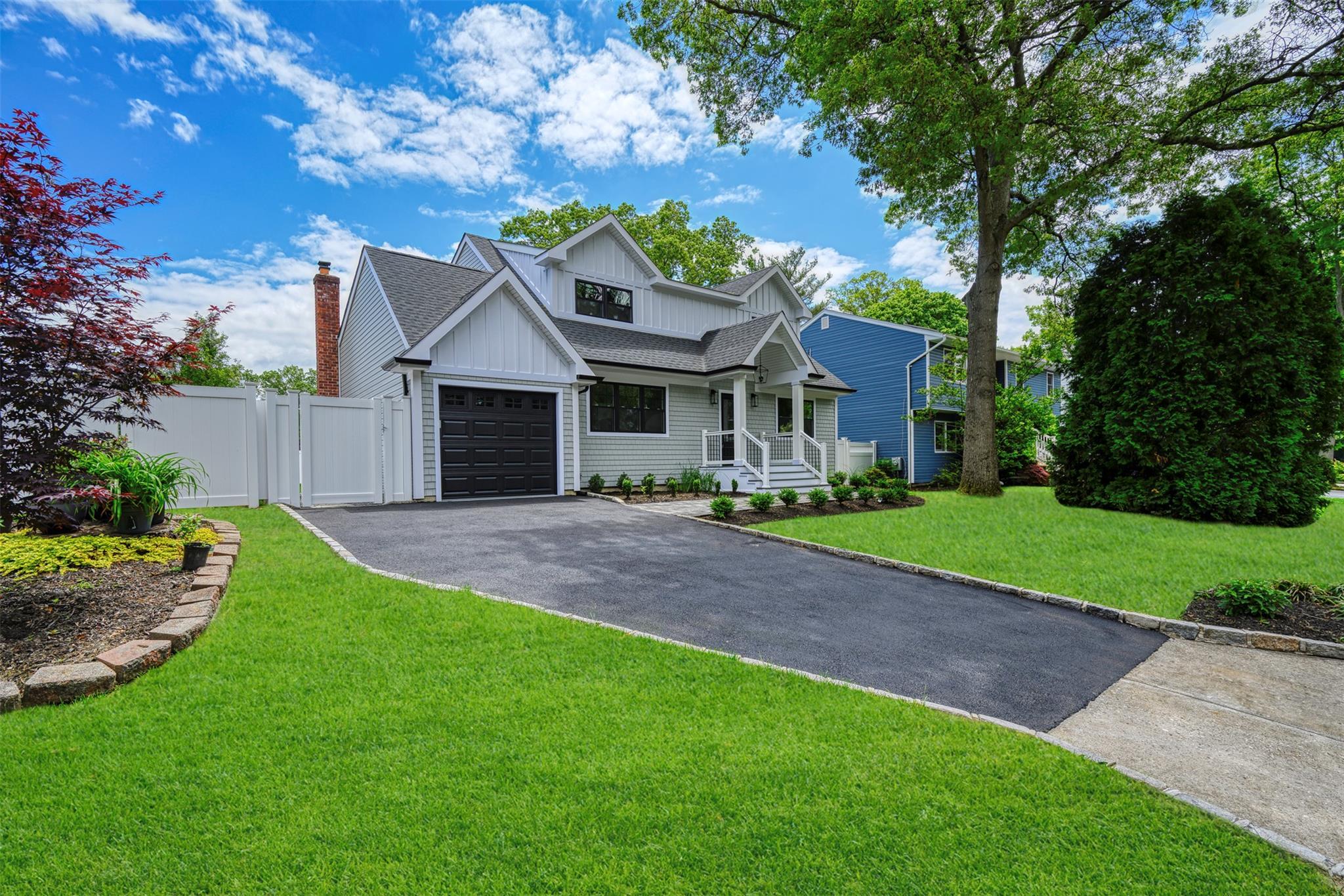 Single Family Massey  Suffolk County, NY 11743, MLS-872171-2