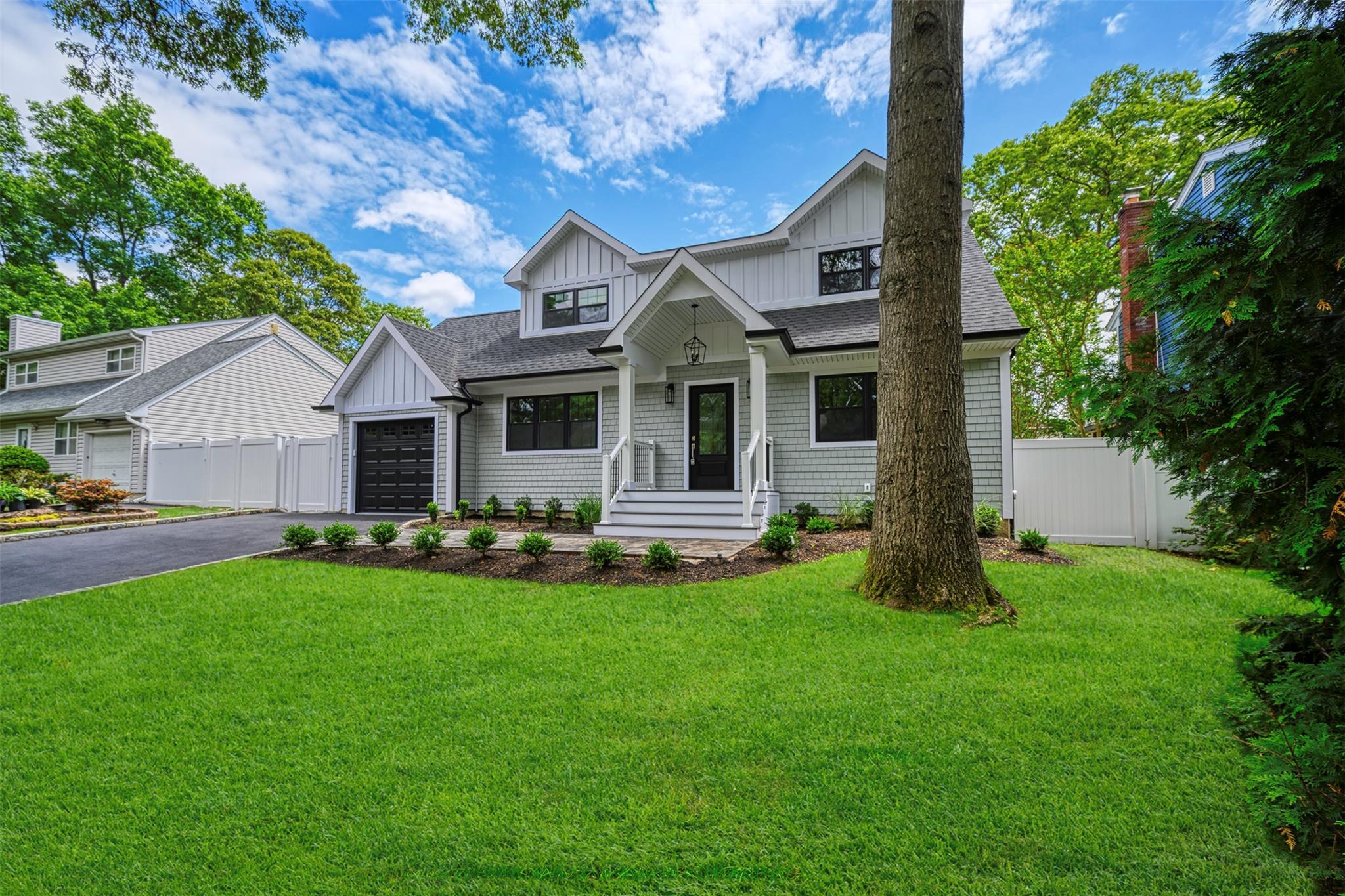 Single Family Massey  Suffolk County, NY 11743, MLS-872171-3