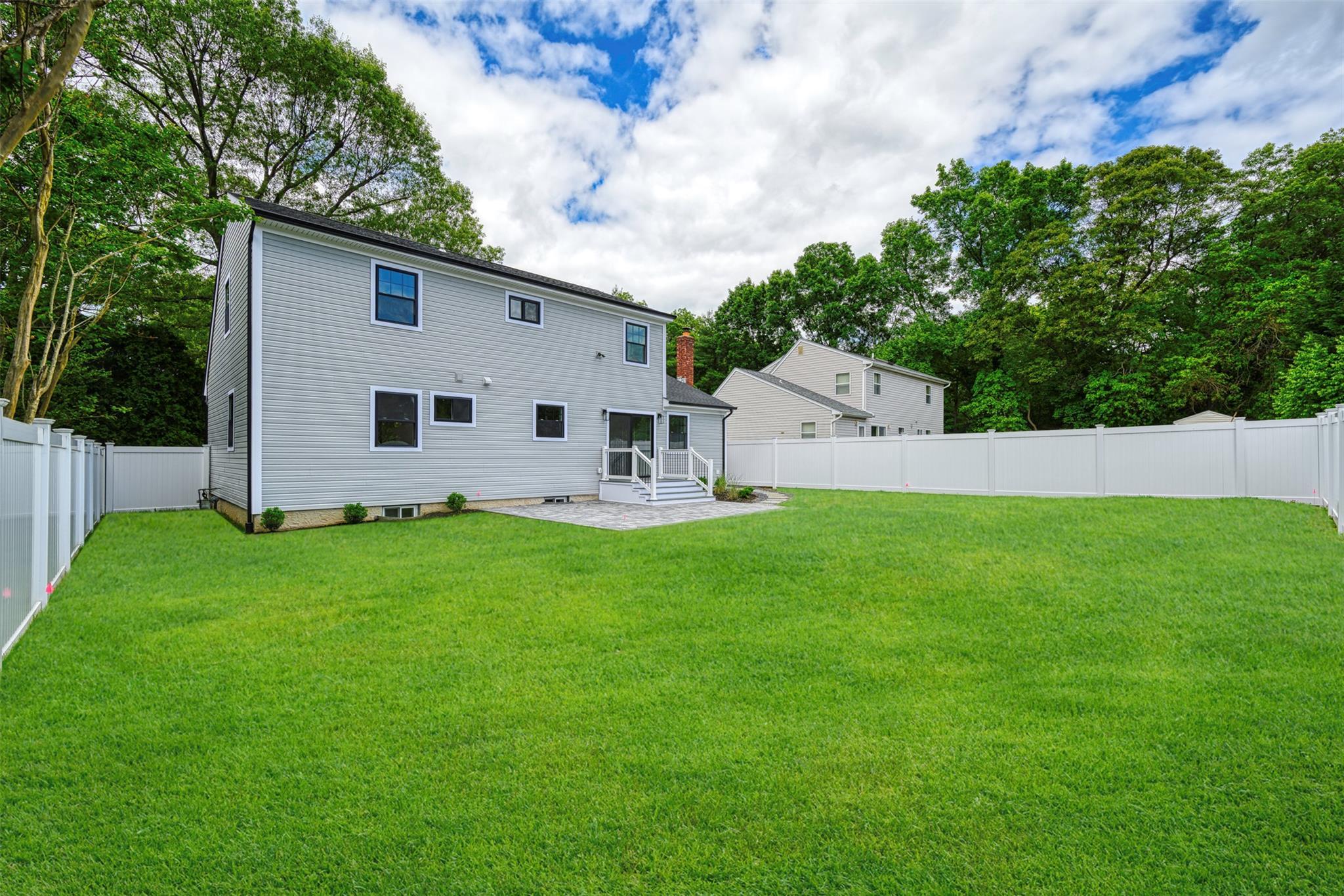 Single Family Massey  Suffolk County, NY 11743, MLS-872171-5