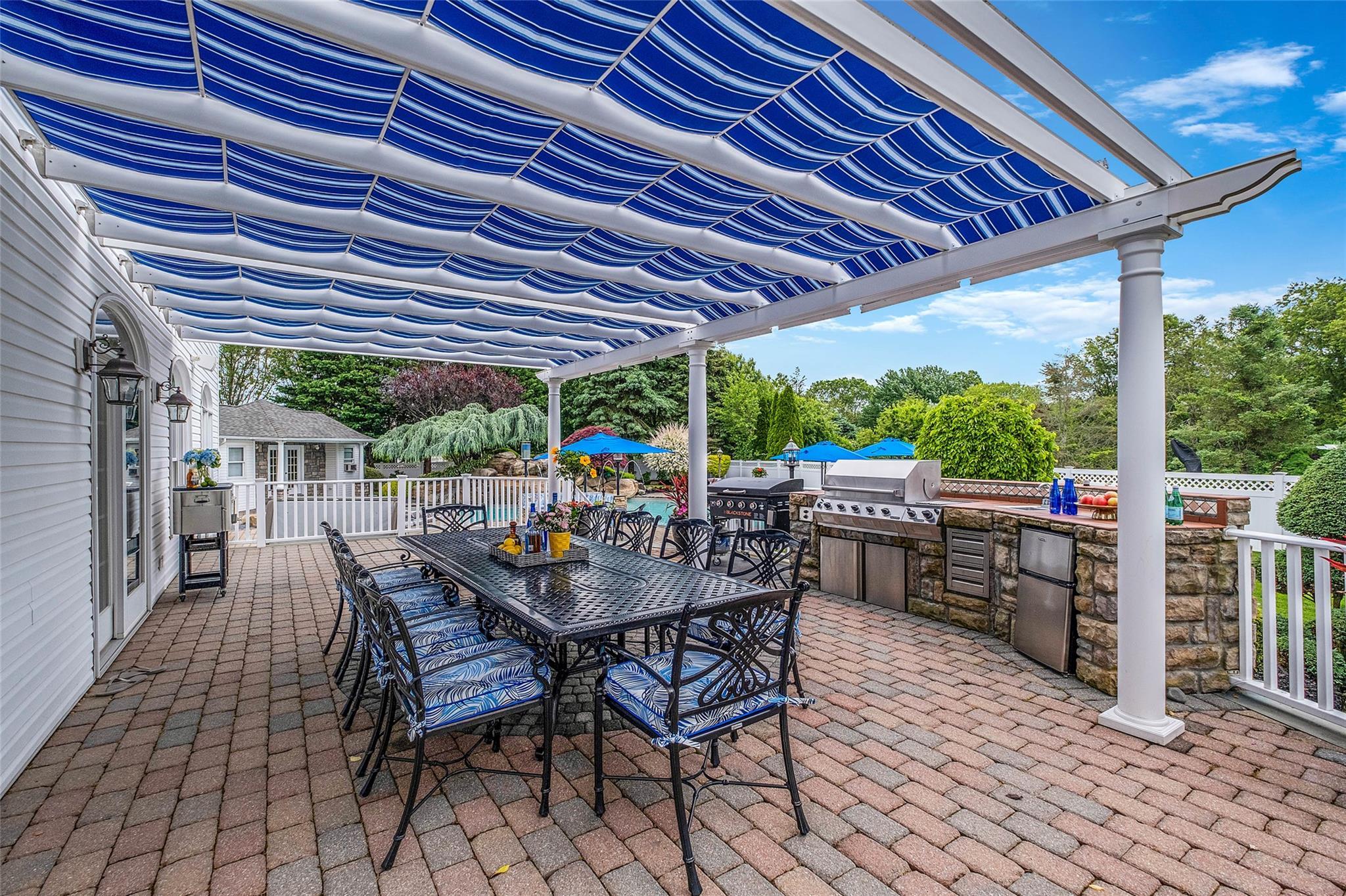 Single Family Casey  Suffolk County, NY 11766, MLS-872175-28