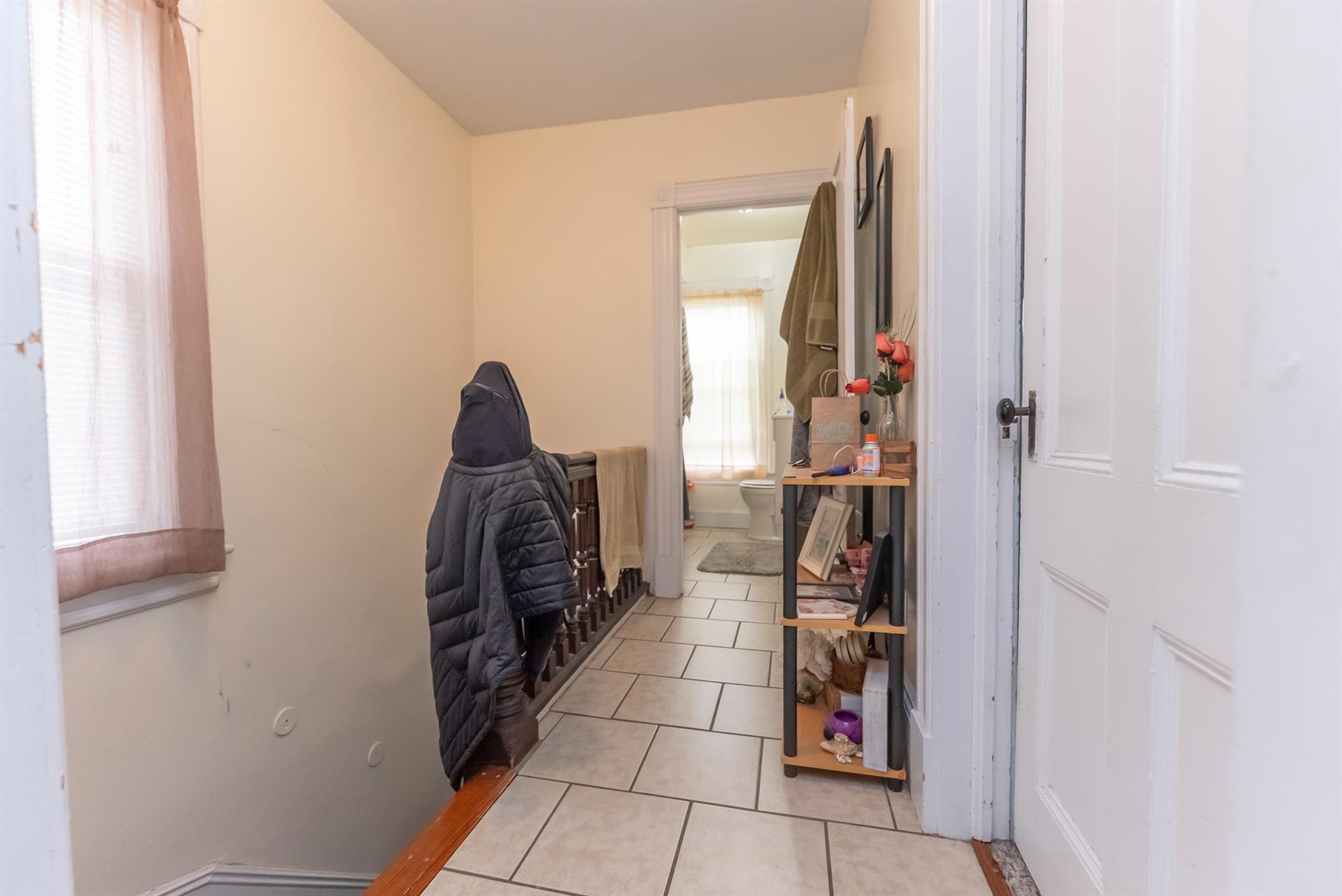 Single Family Green  Ulster County, NY 12401, MLS-872183-12