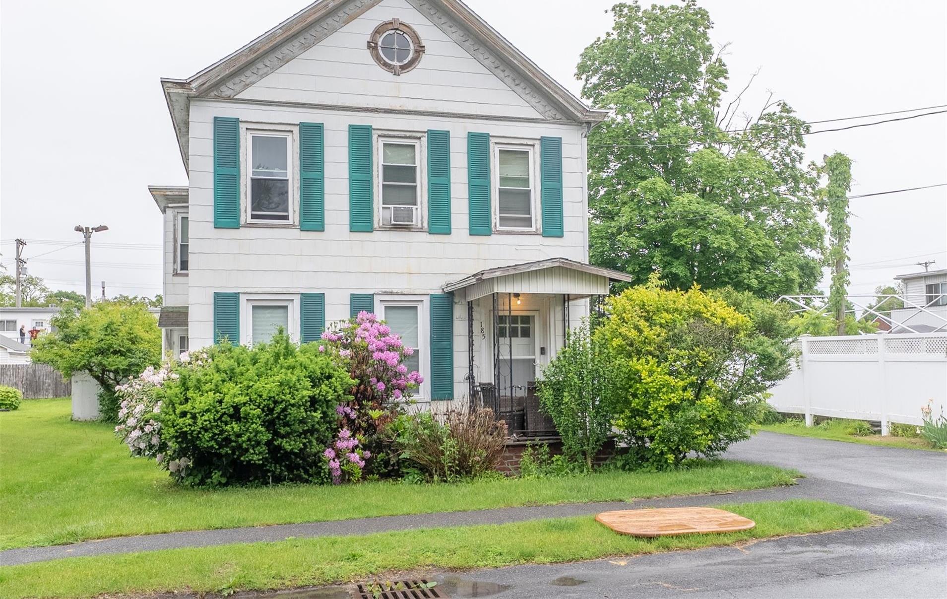 Single Family Green  Ulster County, NY 12401, MLS-872183-2