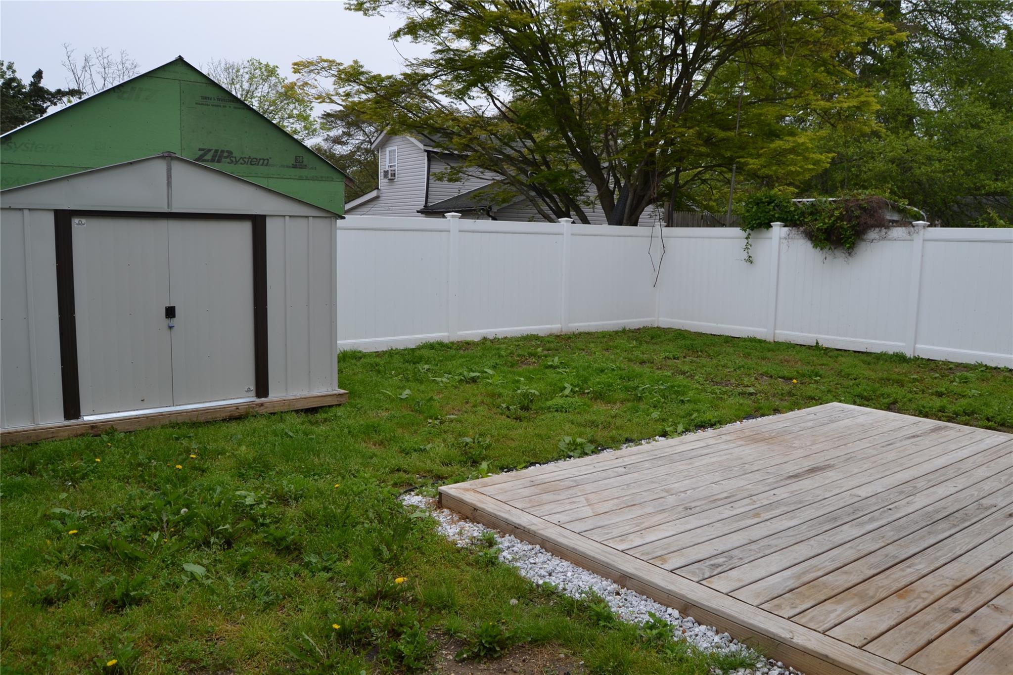 Single Family Huguenot  Suffolk County, NY 11951, MLS-872203-11