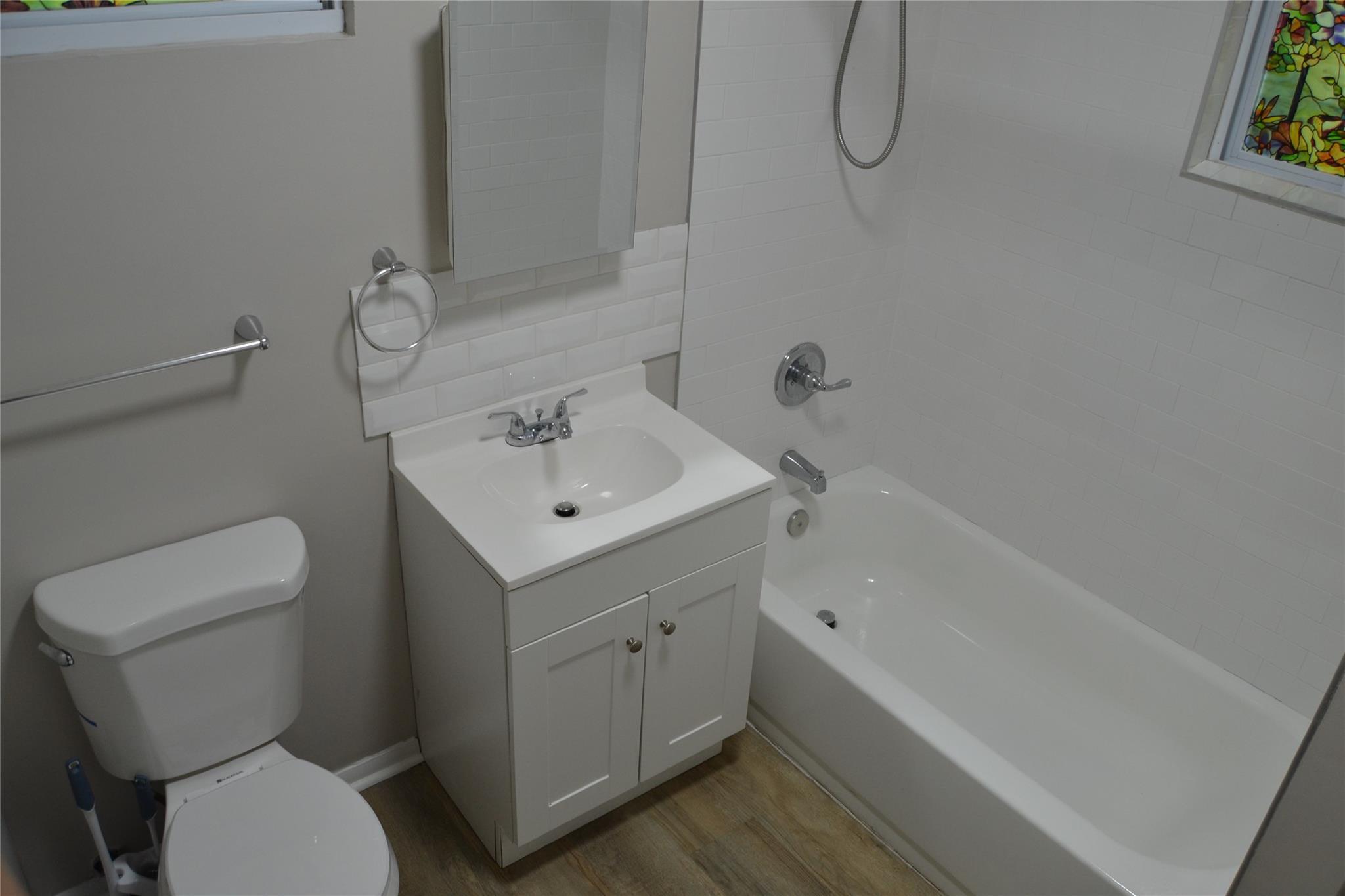 Single Family Huguenot  Suffolk County, NY 11951, MLS-872203-4
