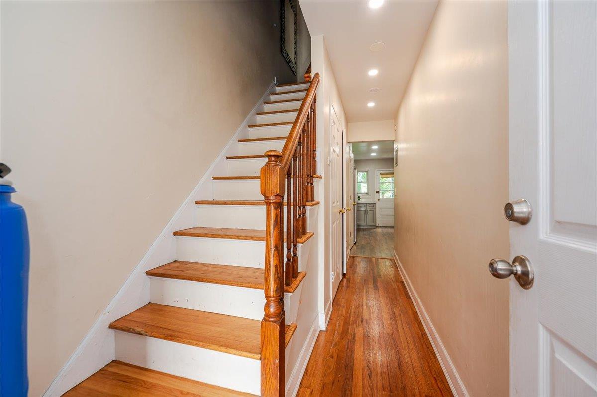 Single Family Barnes  Bronx, NY 10467, MLS-872207-4