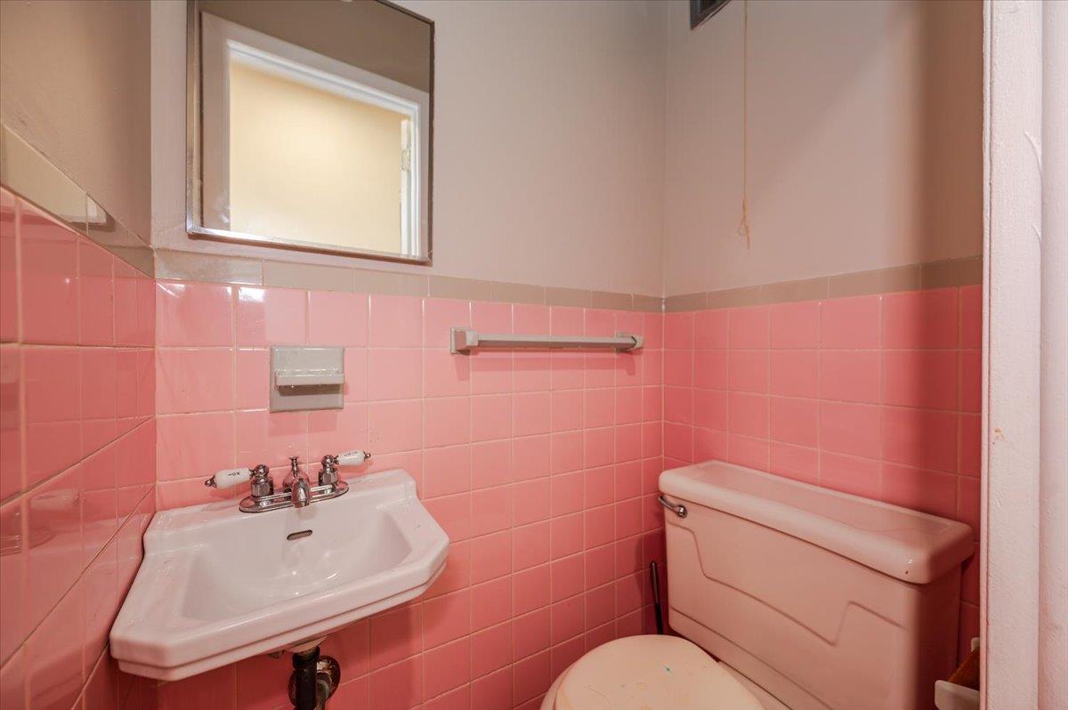 Single Family Barnes  Bronx, NY 10467, MLS-872207-9