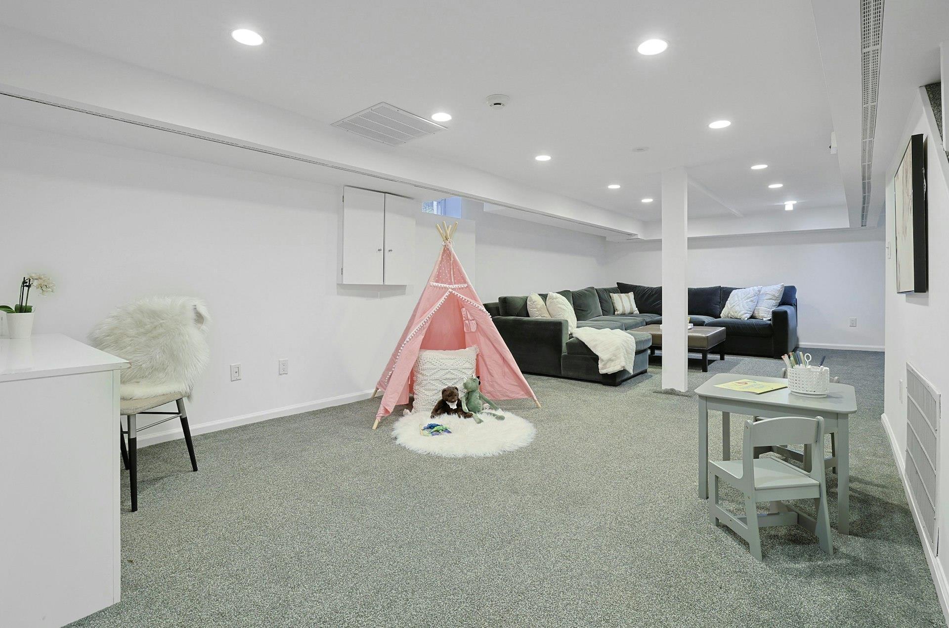 Single Family Club  Westchester County, NY 10530, MLS-872225-32