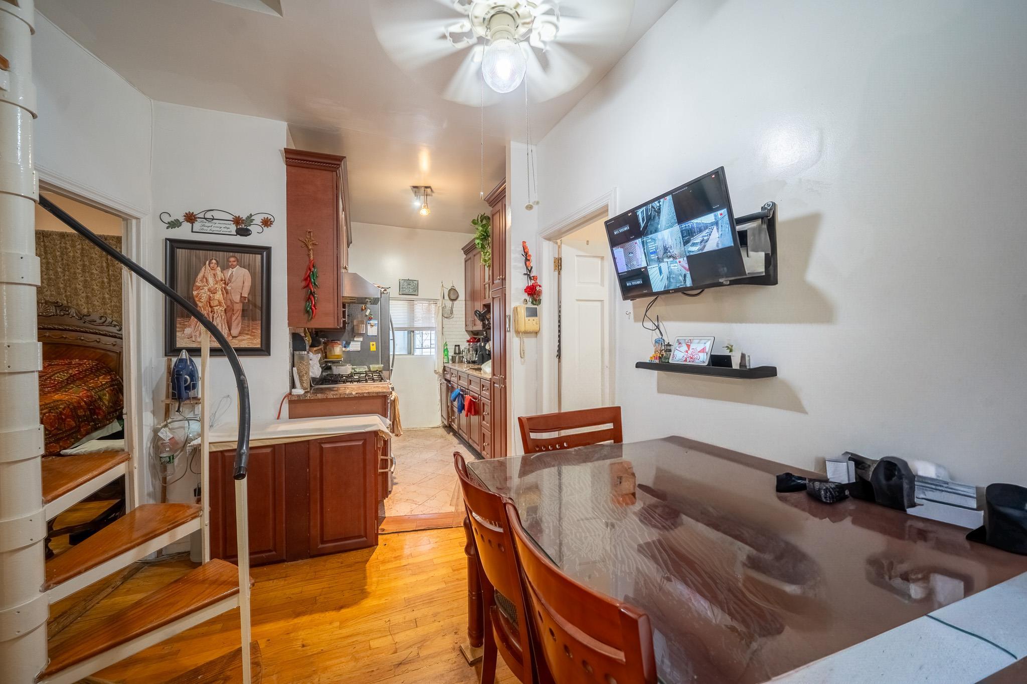 Single Family Brighton 10th Brooklyn, NY 11235, MLS-872241-10