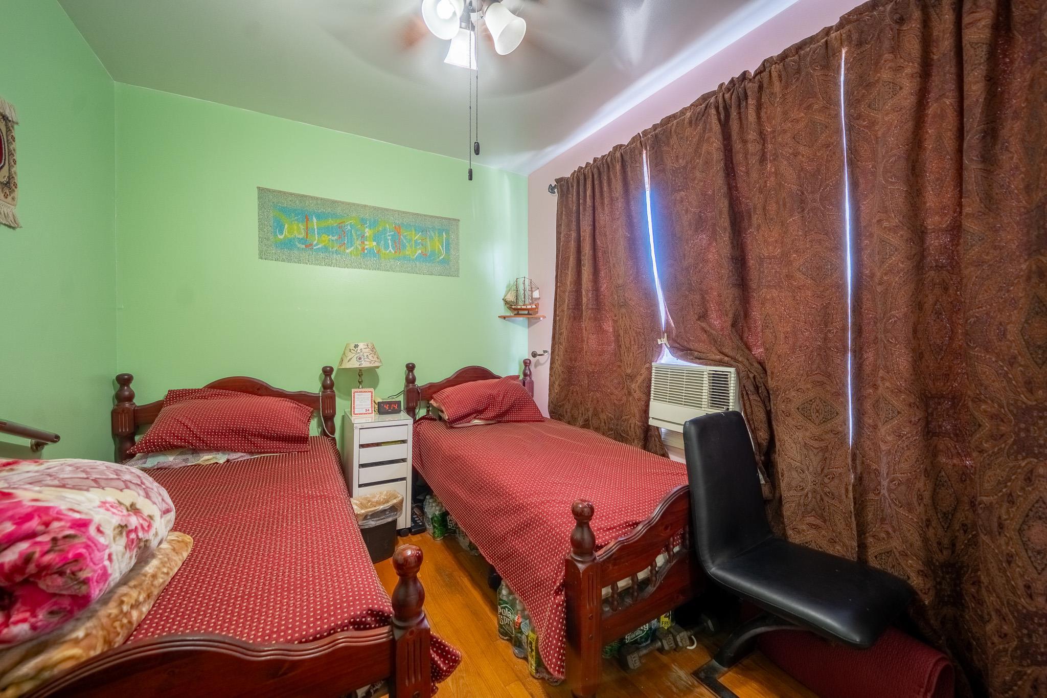 Single Family Brighton 10th Brooklyn, NY 11235, MLS-872241-11