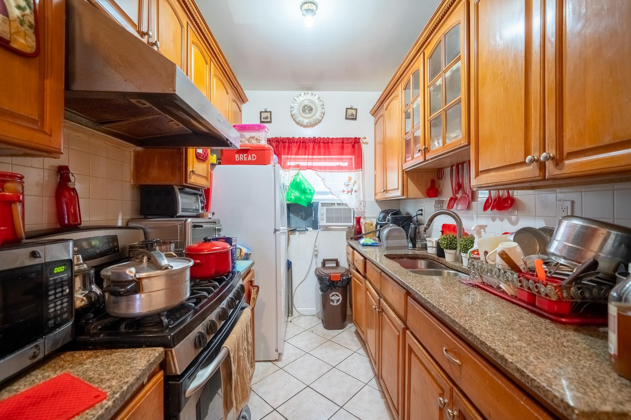 Single Family Brighton 10th Brooklyn, NY 11235, MLS-872241-19