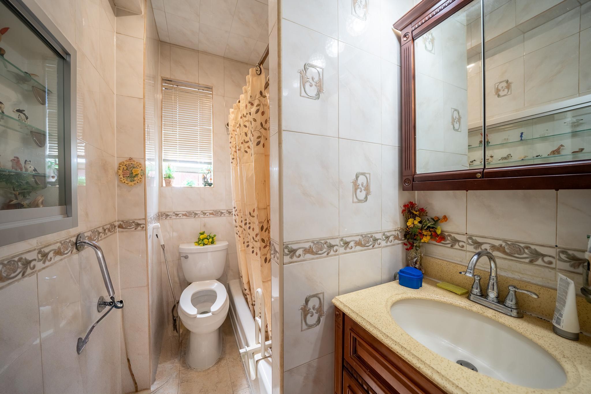 Single Family Brighton 10th Brooklyn, NY 11235, MLS-872241-9