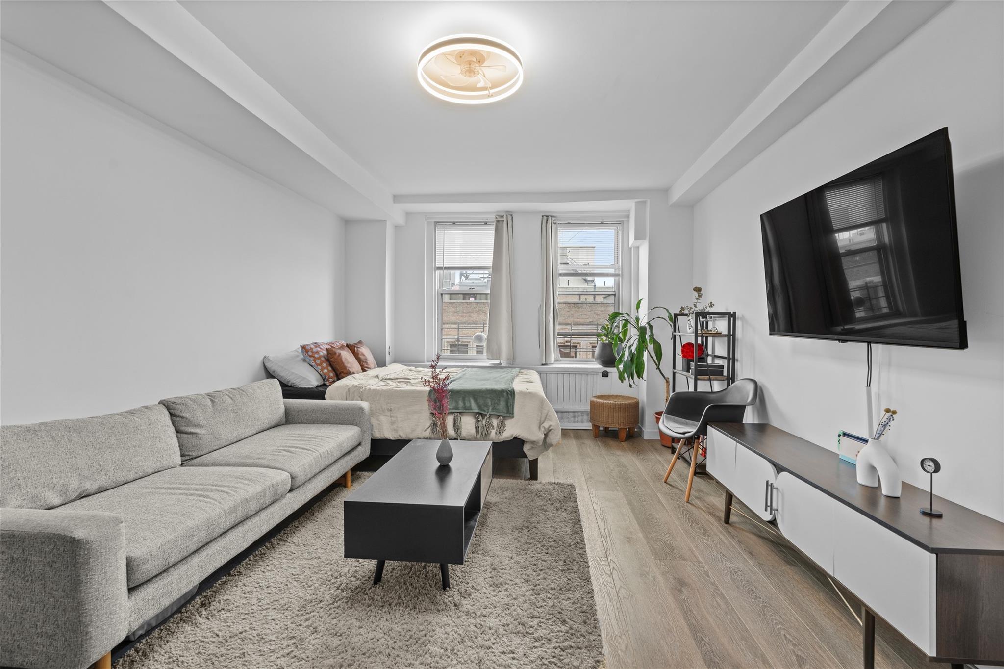 Coop Riverside  Manhattan, NY 10025, MLS-872256-5