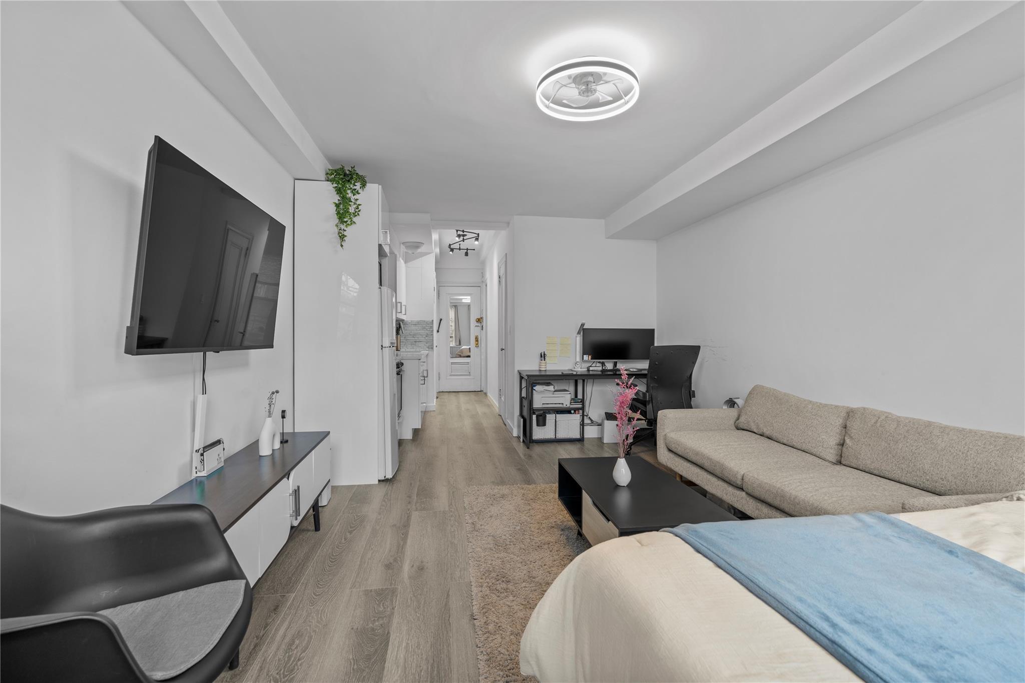 Coop Riverside  Manhattan, NY 10025, MLS-872256-9