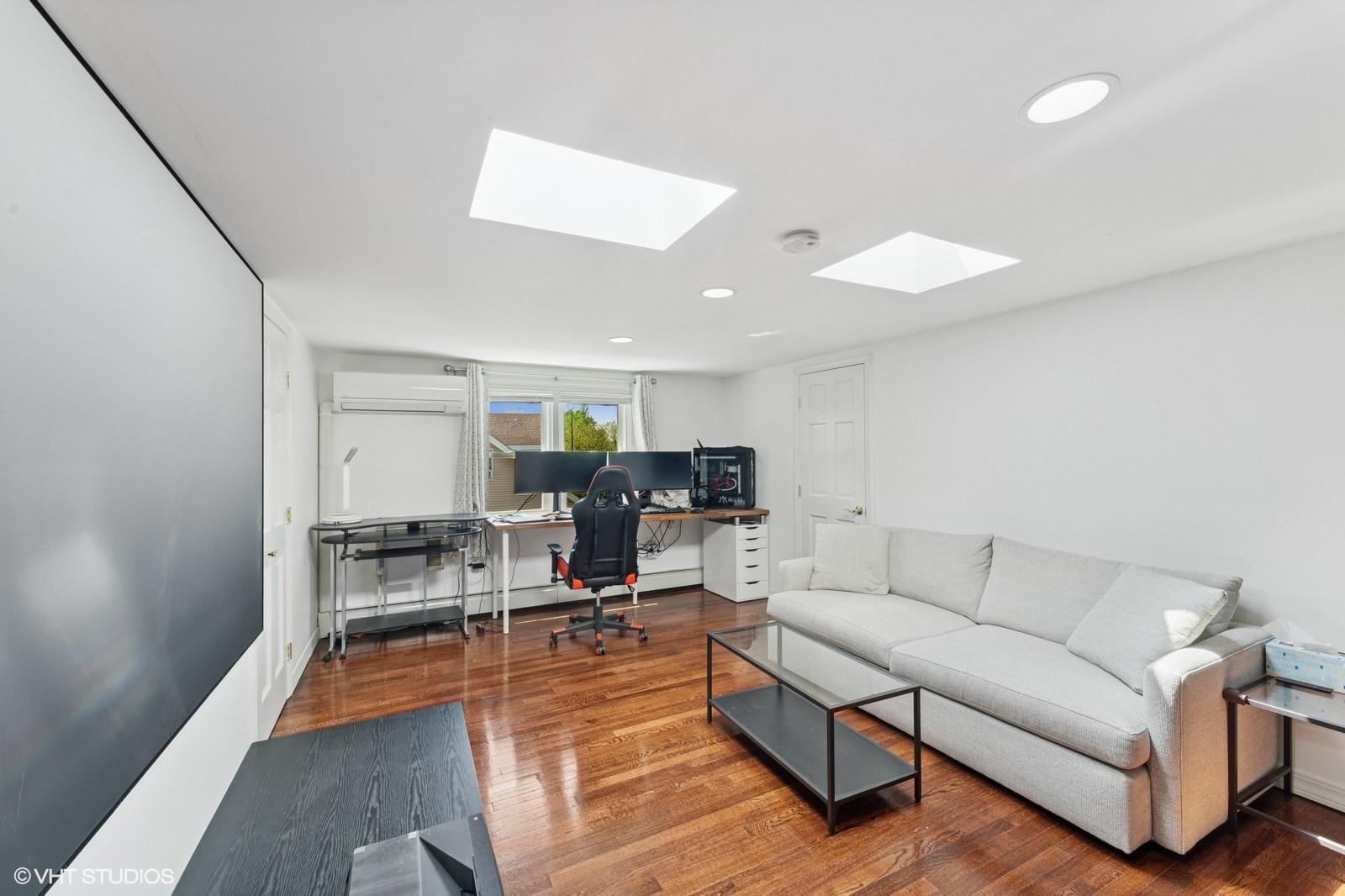Single Family 210th  Queens, NY 11361, MLS-872261-28