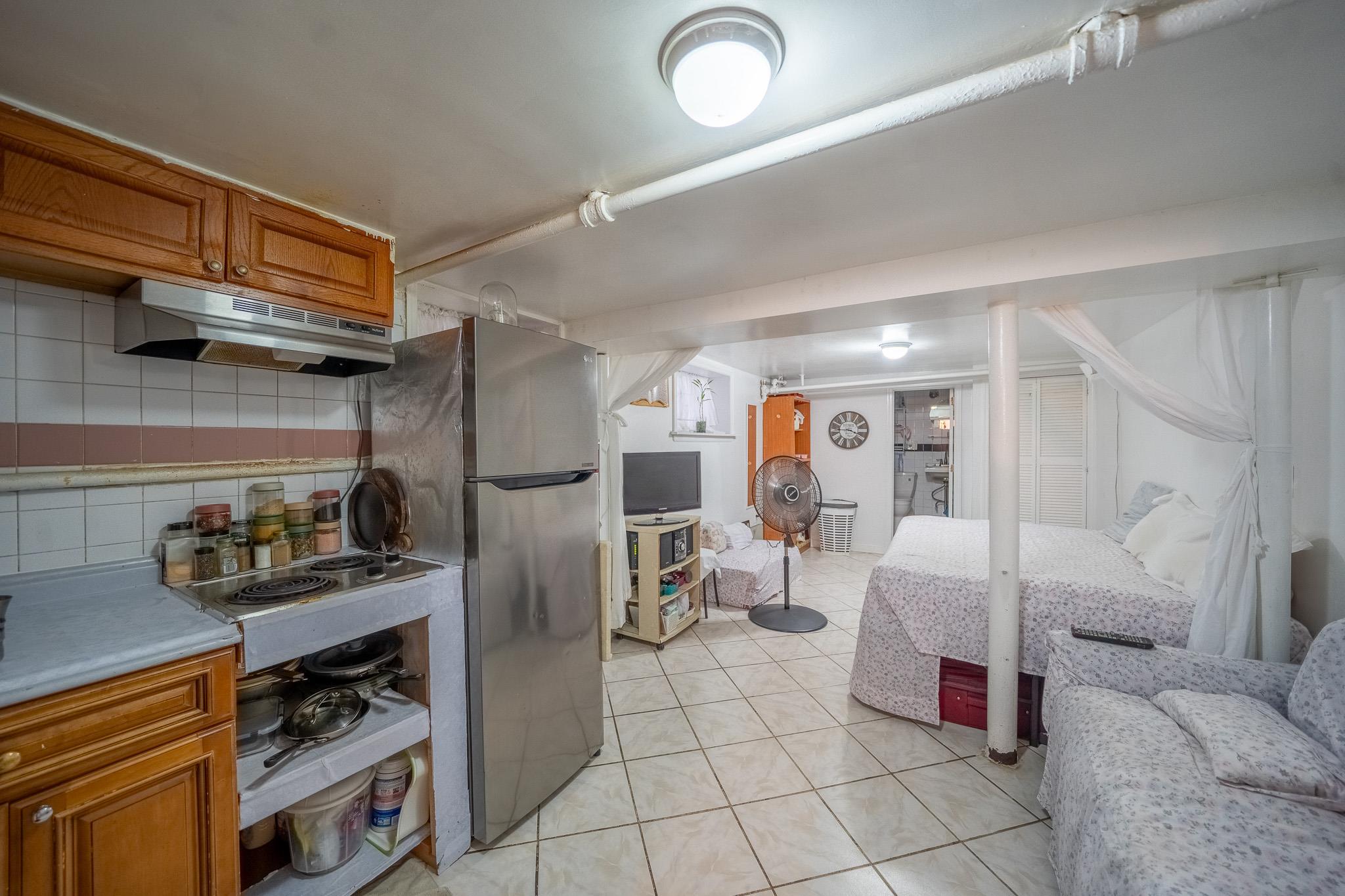 Single Family Brighton 10th Brooklyn, NY 11235, MLS-872275-29
