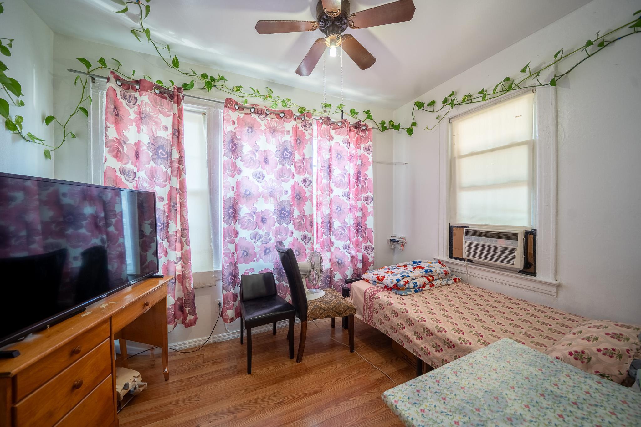 Single Family Brighton 10th Brooklyn, NY 11235, MLS-872275-4