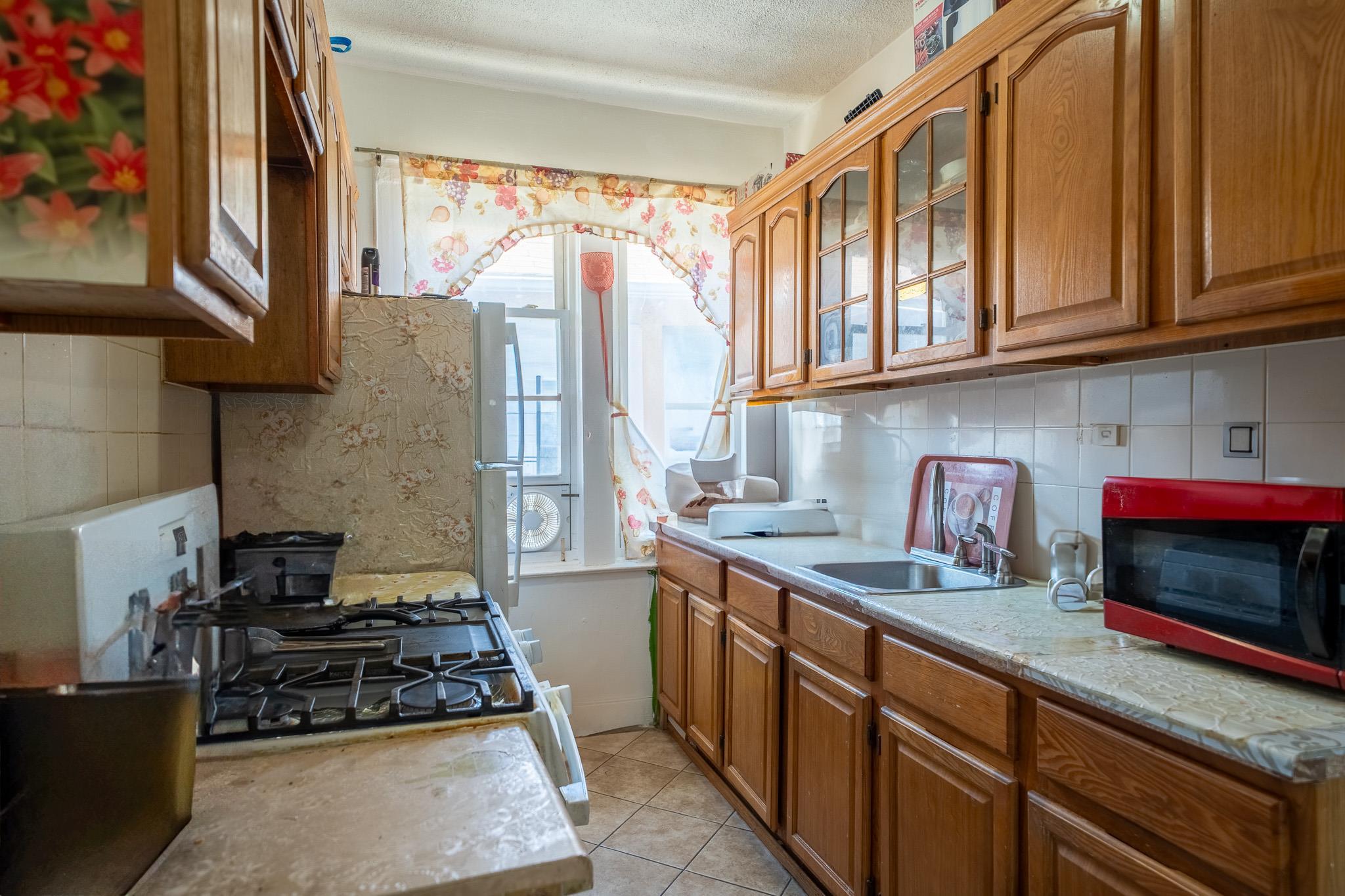 Single Family Brighton 10th Brooklyn, NY 11235, MLS-872275-8