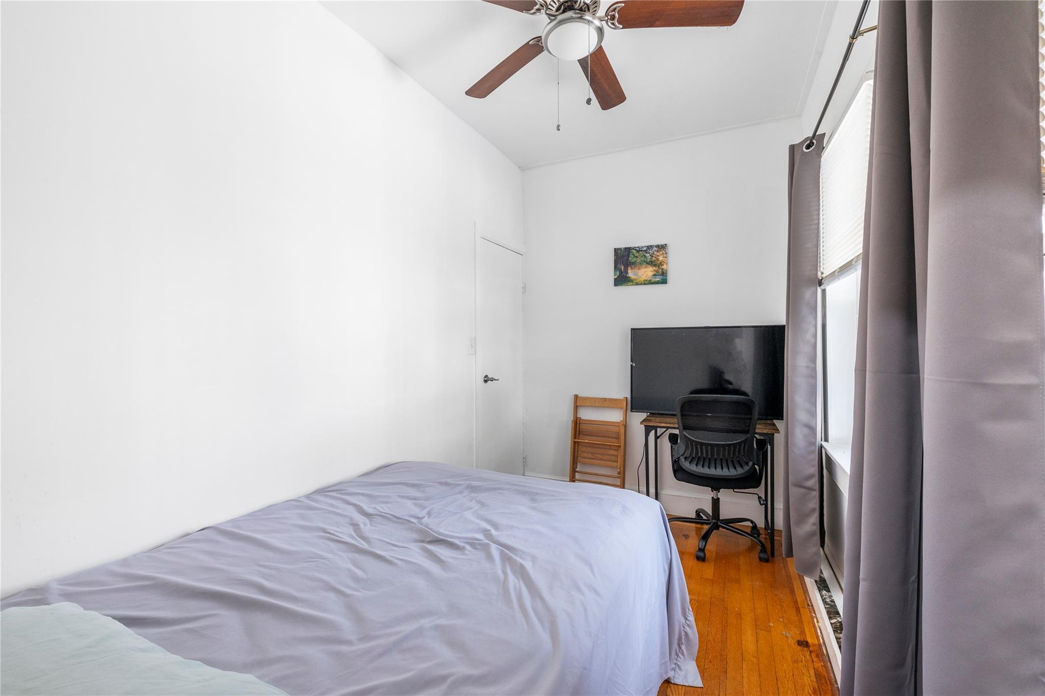 Single Family 87th  Queens, NY 11372, MLS-872278-16
