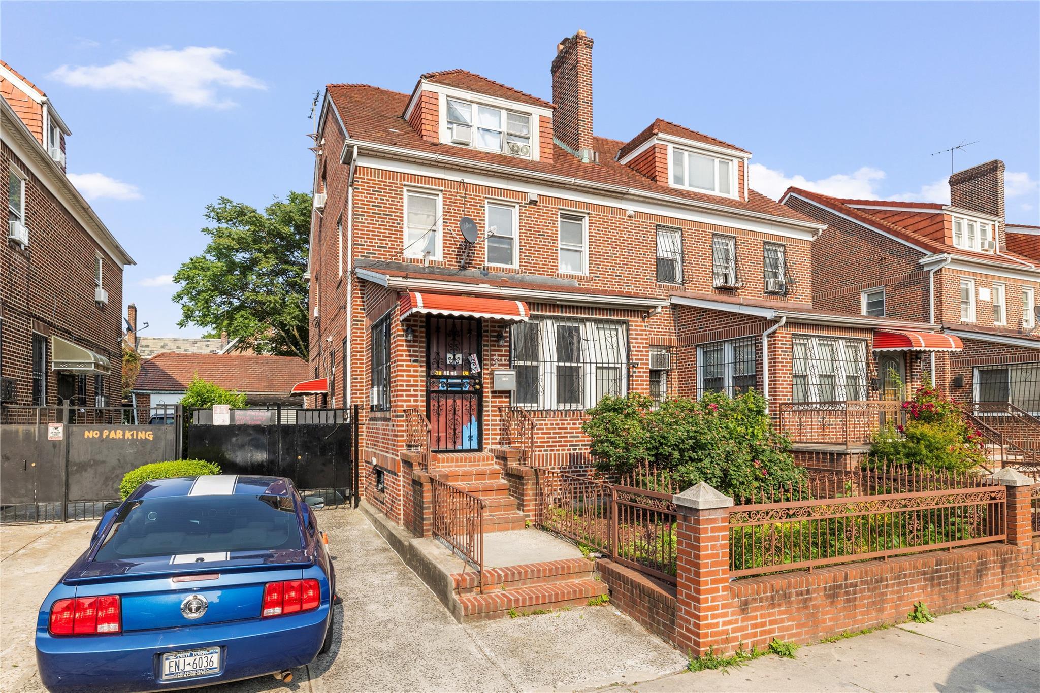 Single Family 87th  Queens, NY 11372, MLS-872278-23